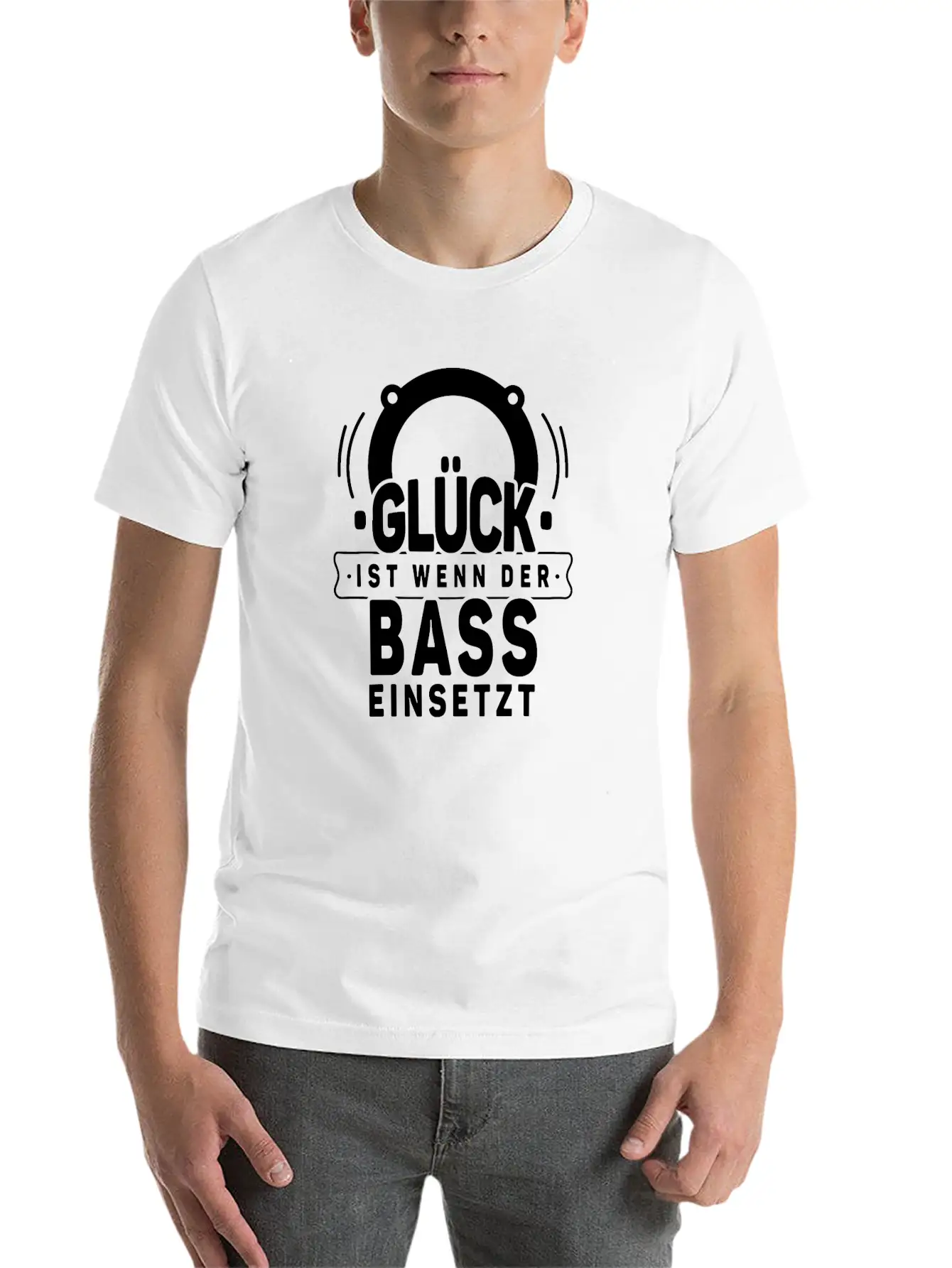 Motif Happiness Is When The Bass Uses Basic Graphic T-Shirt – Daily Comfort In Soft Cotton