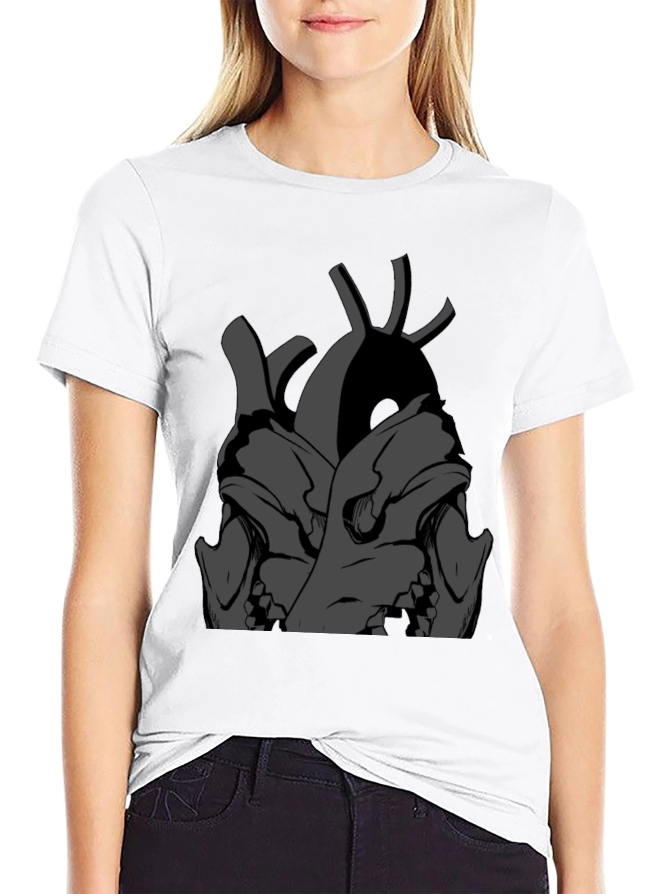 Skull Heart Graphic Tee - Dark & Edgy Style