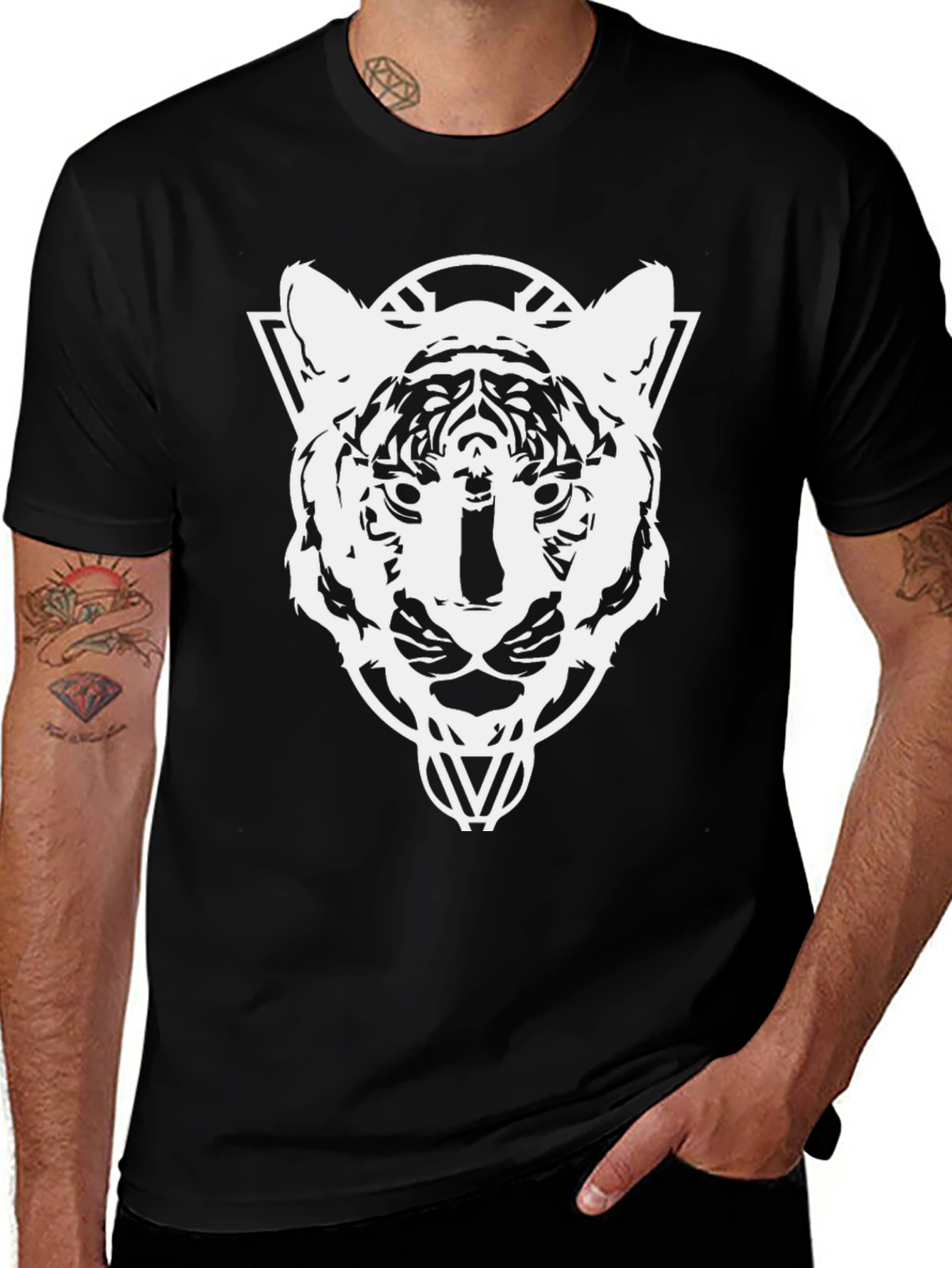 Geometric Tiger Head Graphic T-Shirt - Black