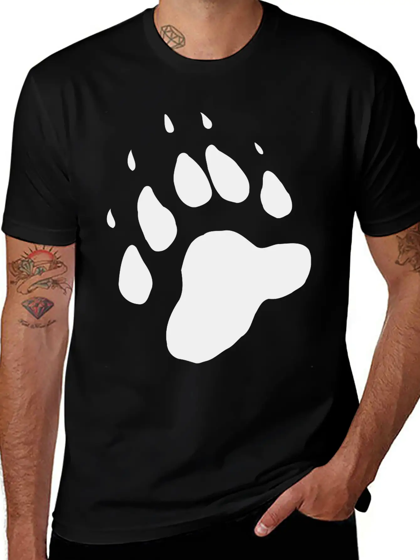 BearTrack Comfortable Minimalist Graphic Tee – Summer Style Essential