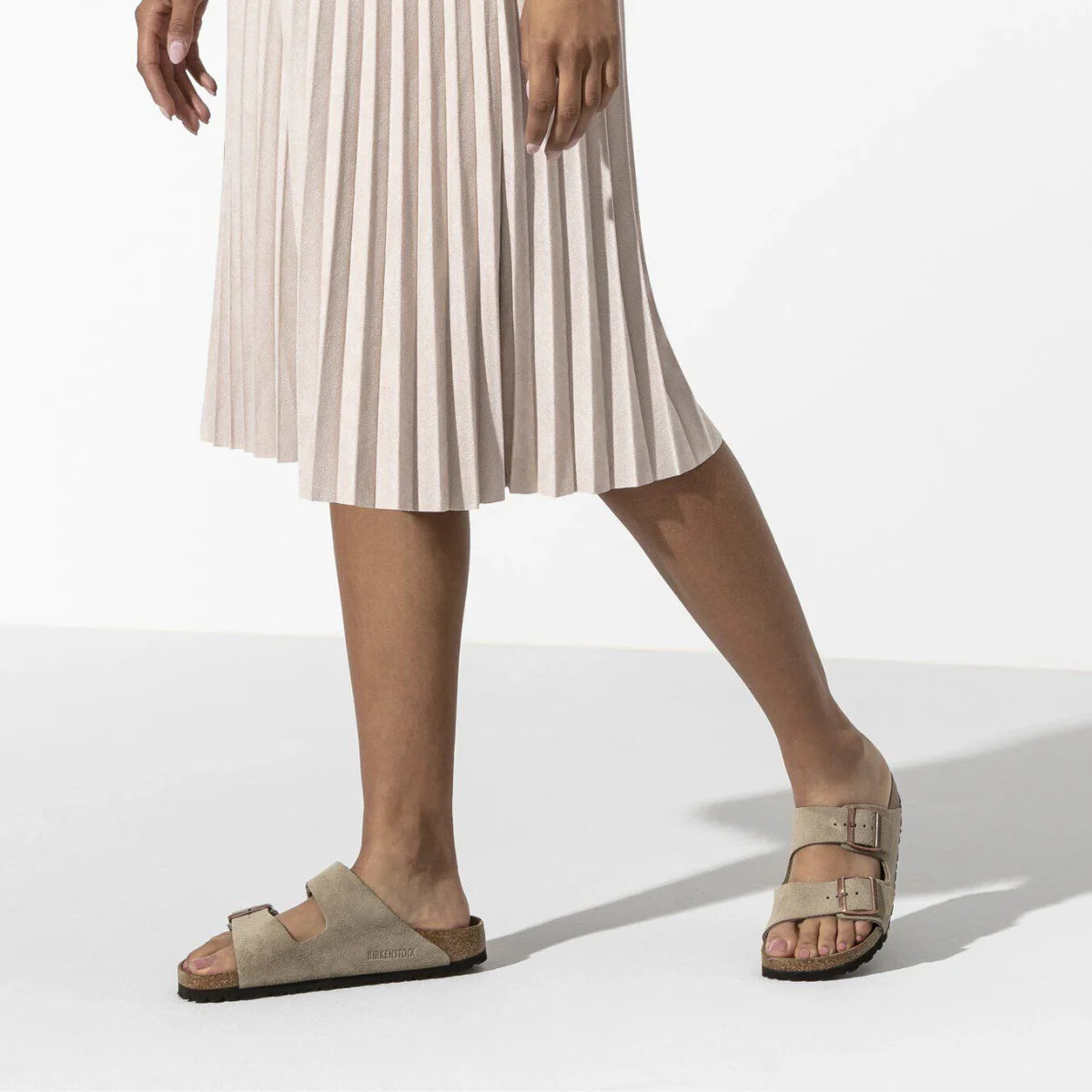 Birkenstock Women's Arizona Softbed Suede Leather in Taupe