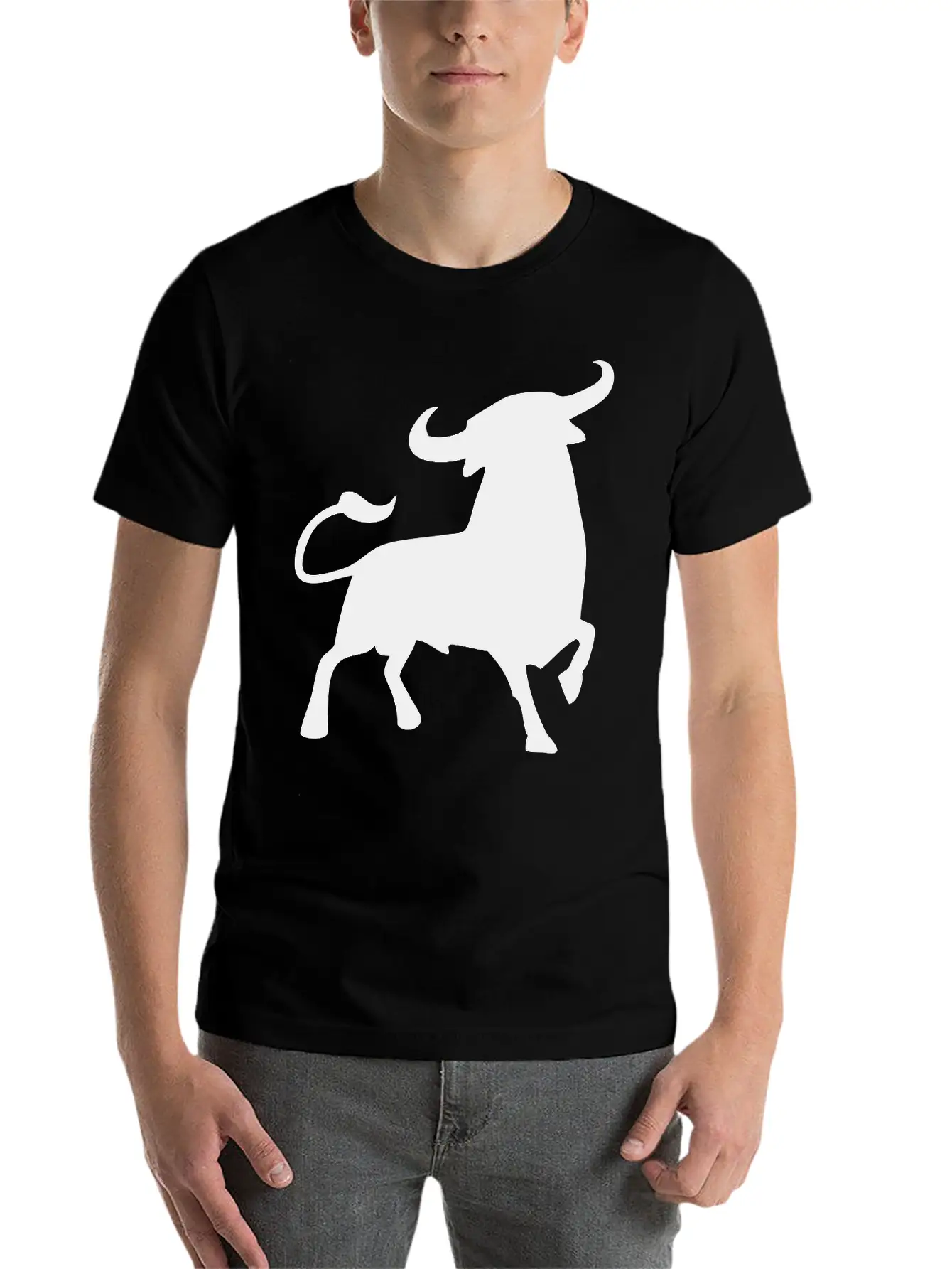 Bull Comfortable Minimalist Graphic Tee – Summer Style Essential