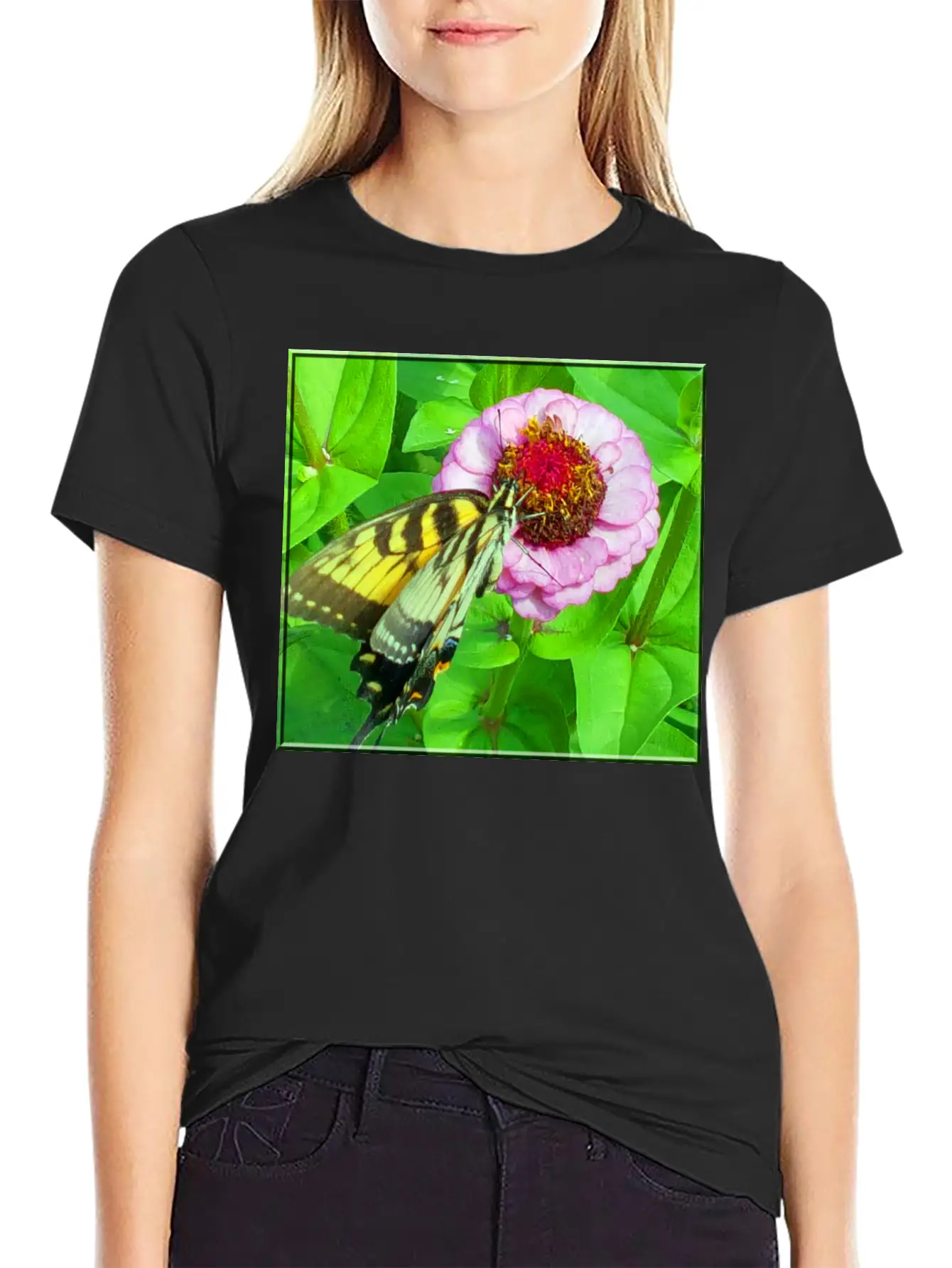 Butterfly And Zinnia Comfortable Minimalist Graphic Tee – Summer Style Essential