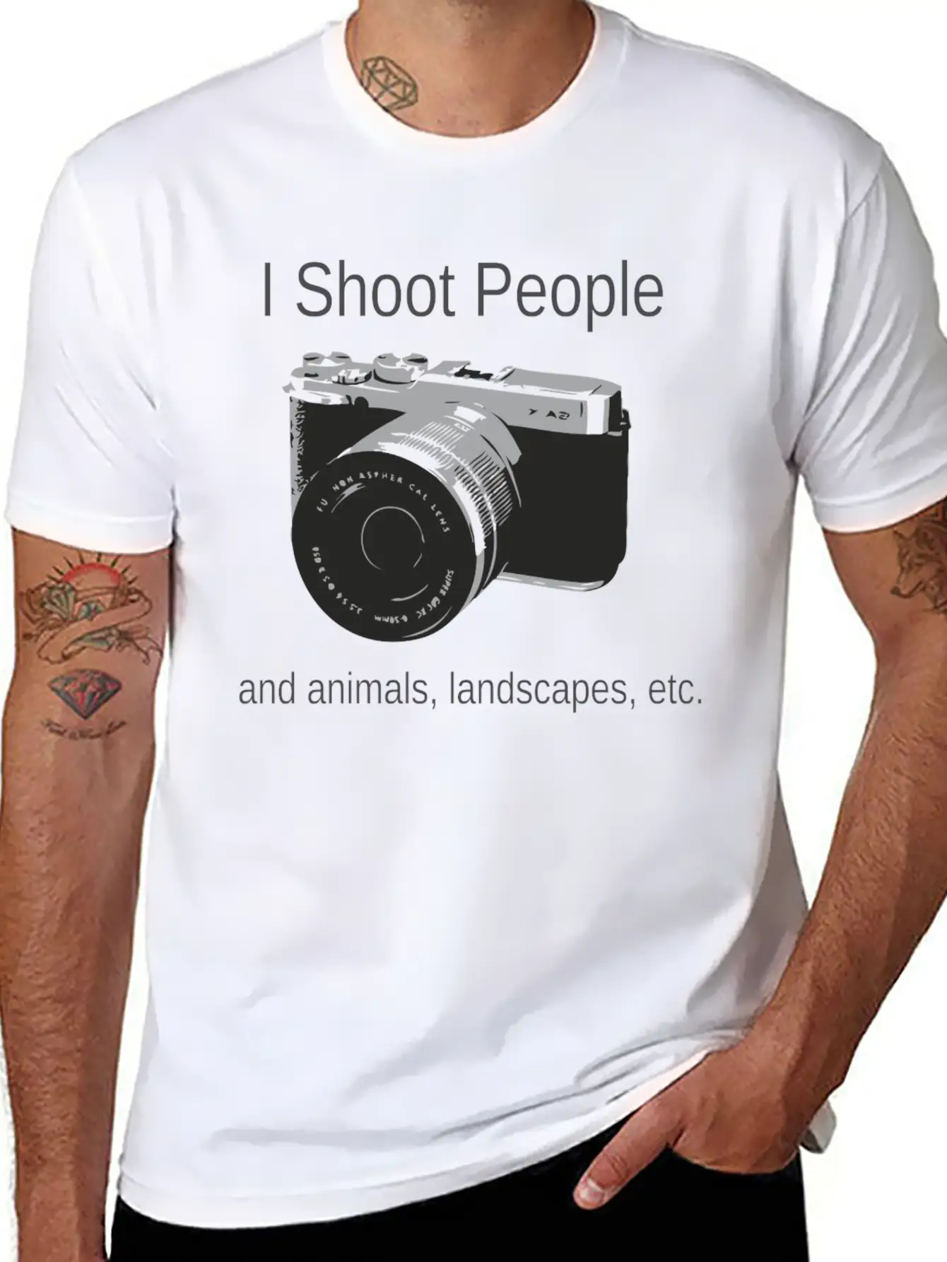 Camera-IShootPeople Stylish Everyday T-Shirt – Unisex Basic Cotton Tee