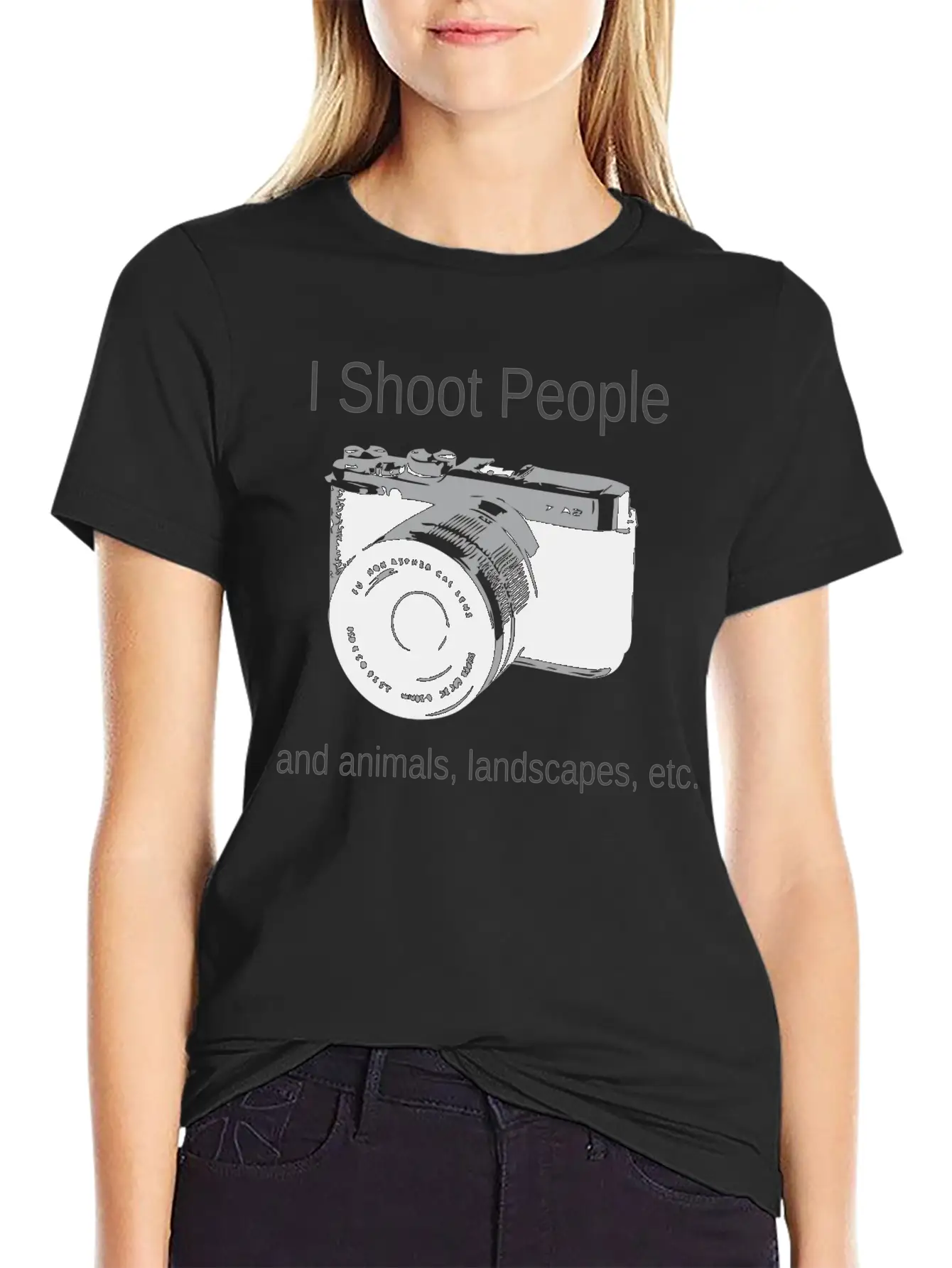 Camera-IShootPeople Stylish Everyday T-Shirt – Unisex Basic Cotton Tee