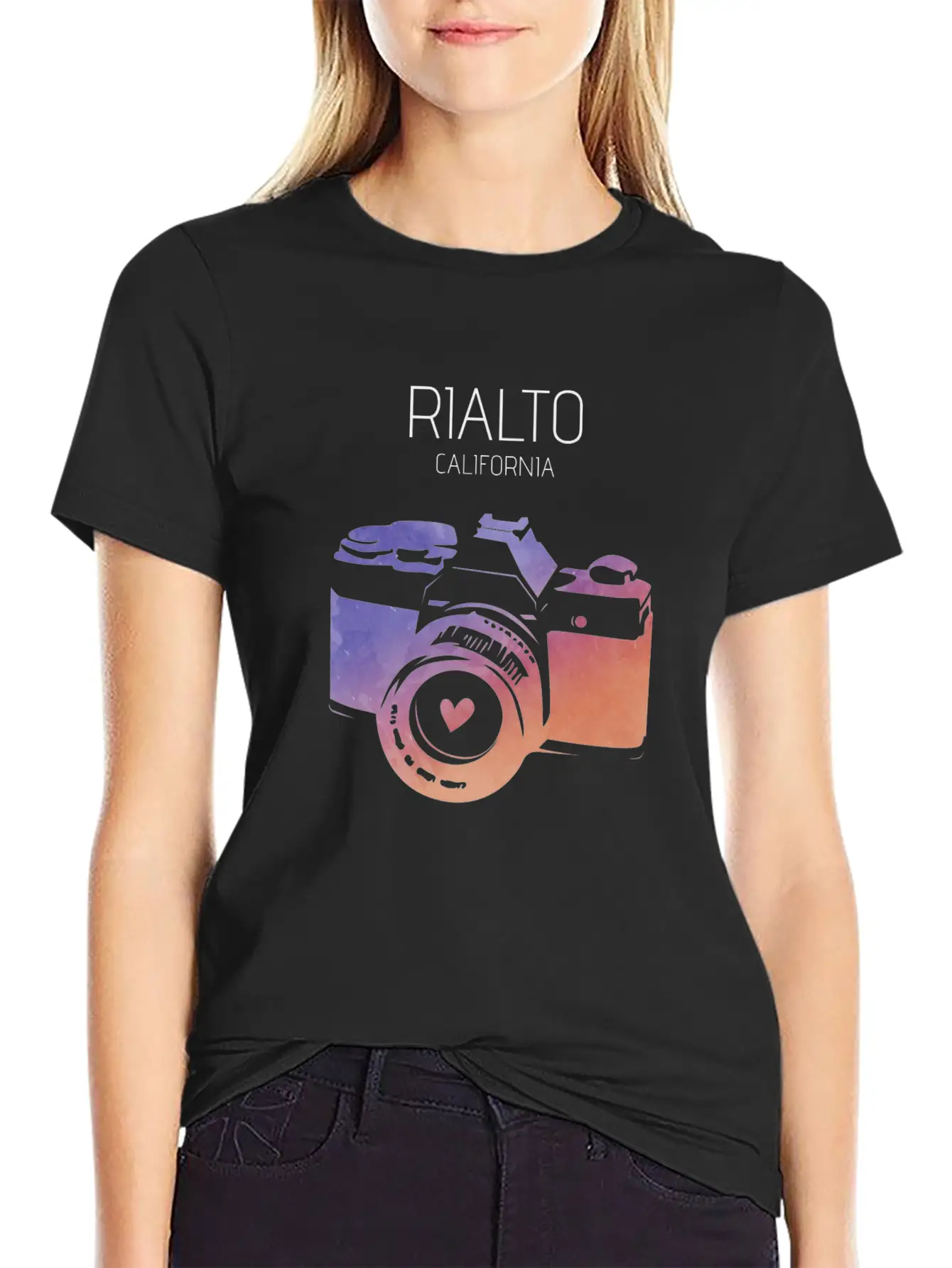 Camera Rialto Timeless Short Sleeve Tee – Comfy And Minimalist Design