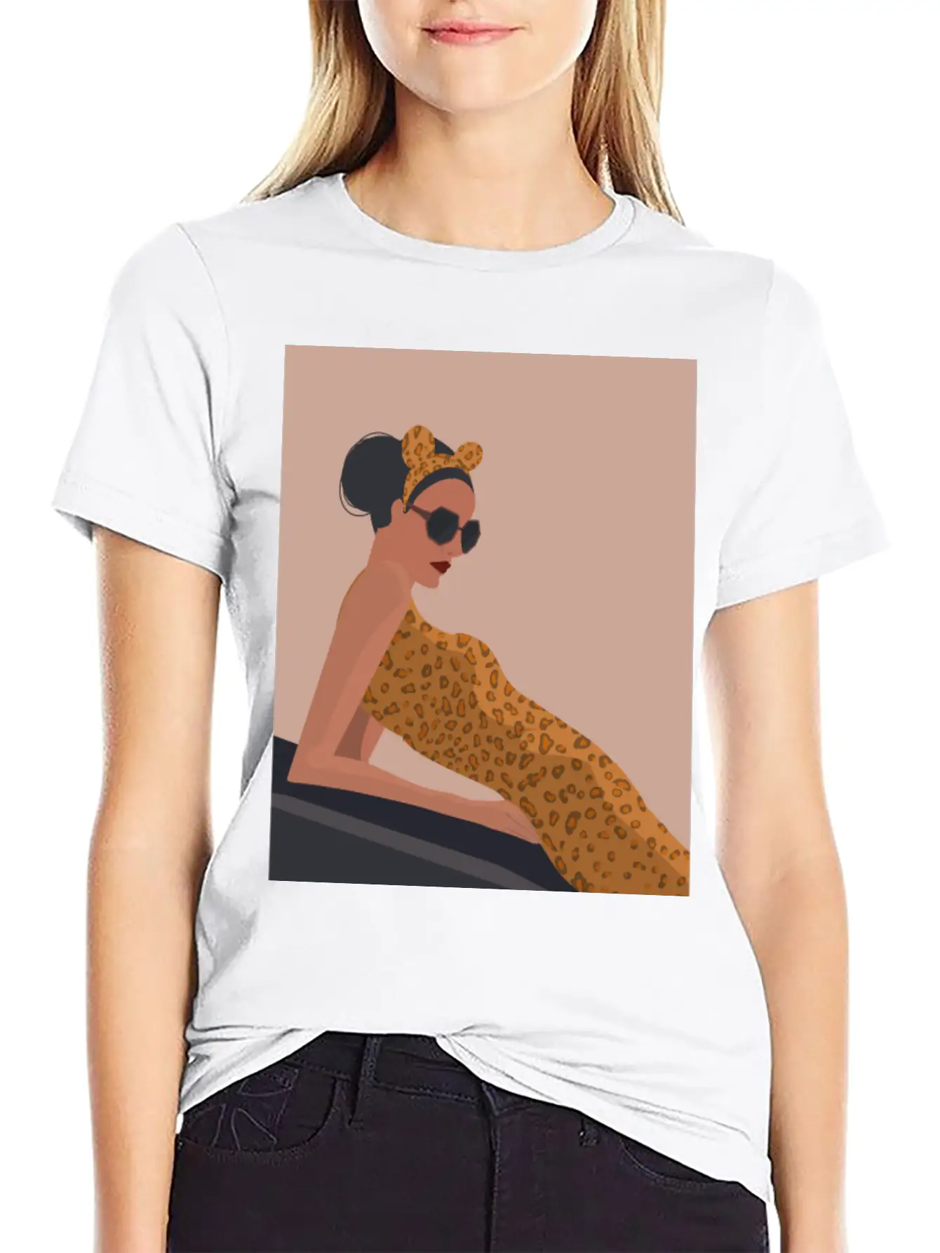 Cheetah Fashion Girl Essential Unisex Summer Tee – Soft Cotton Casual Fit