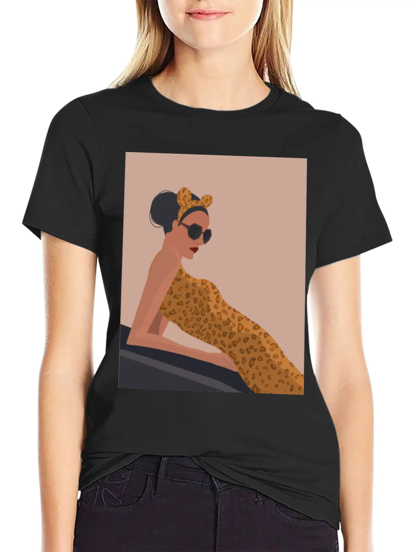 Cheetah Fashion Girl Essential Unisex Summer Tee – Soft Cotton Casual Fit