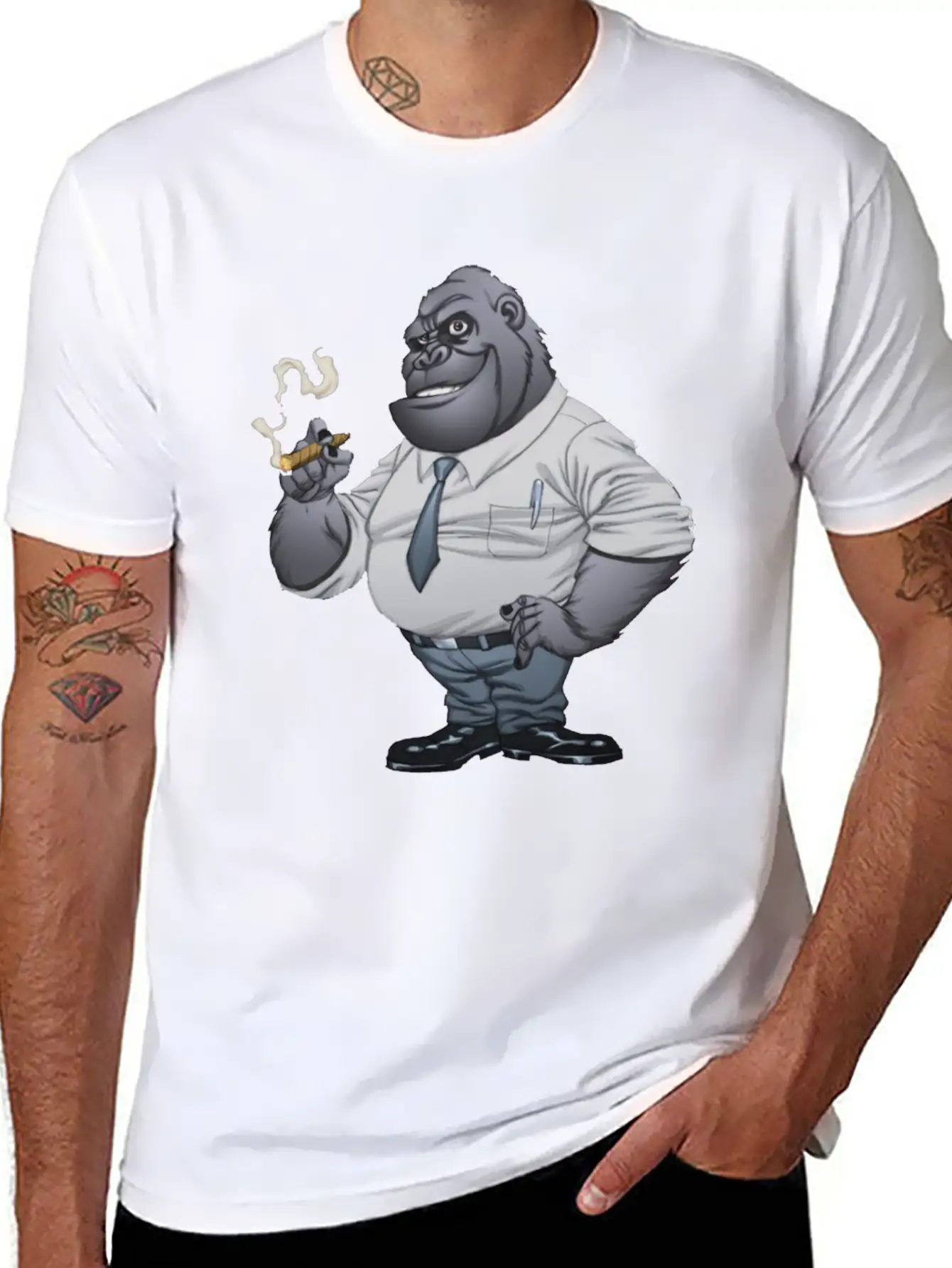 Cigar Smoking Gorilla Stylish Everyday T-Shirt – Unisex Basic Cotton Tee