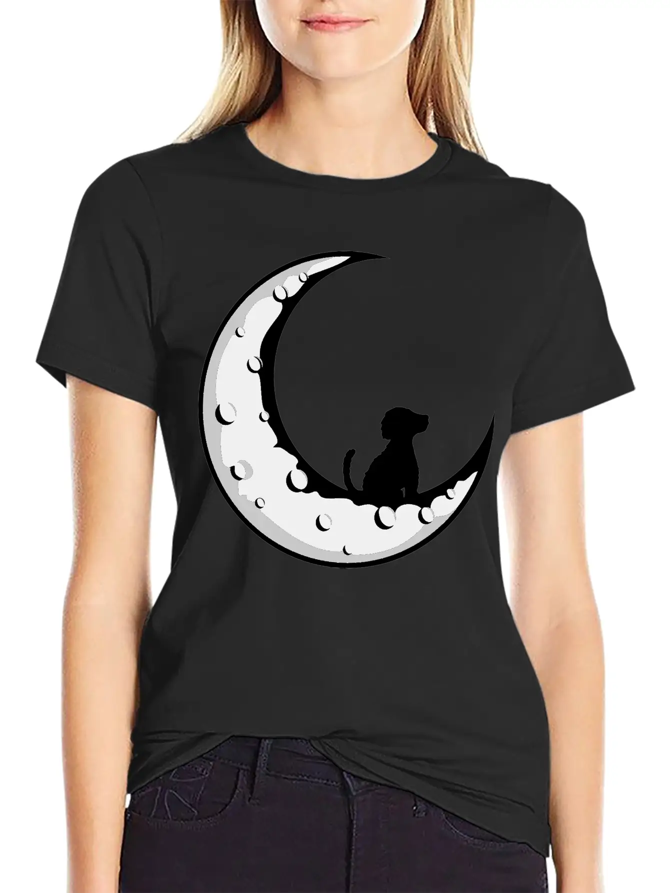Dog Sits On The Basic Graphic T-Shirt – Daily Comfort In Soft Cotton