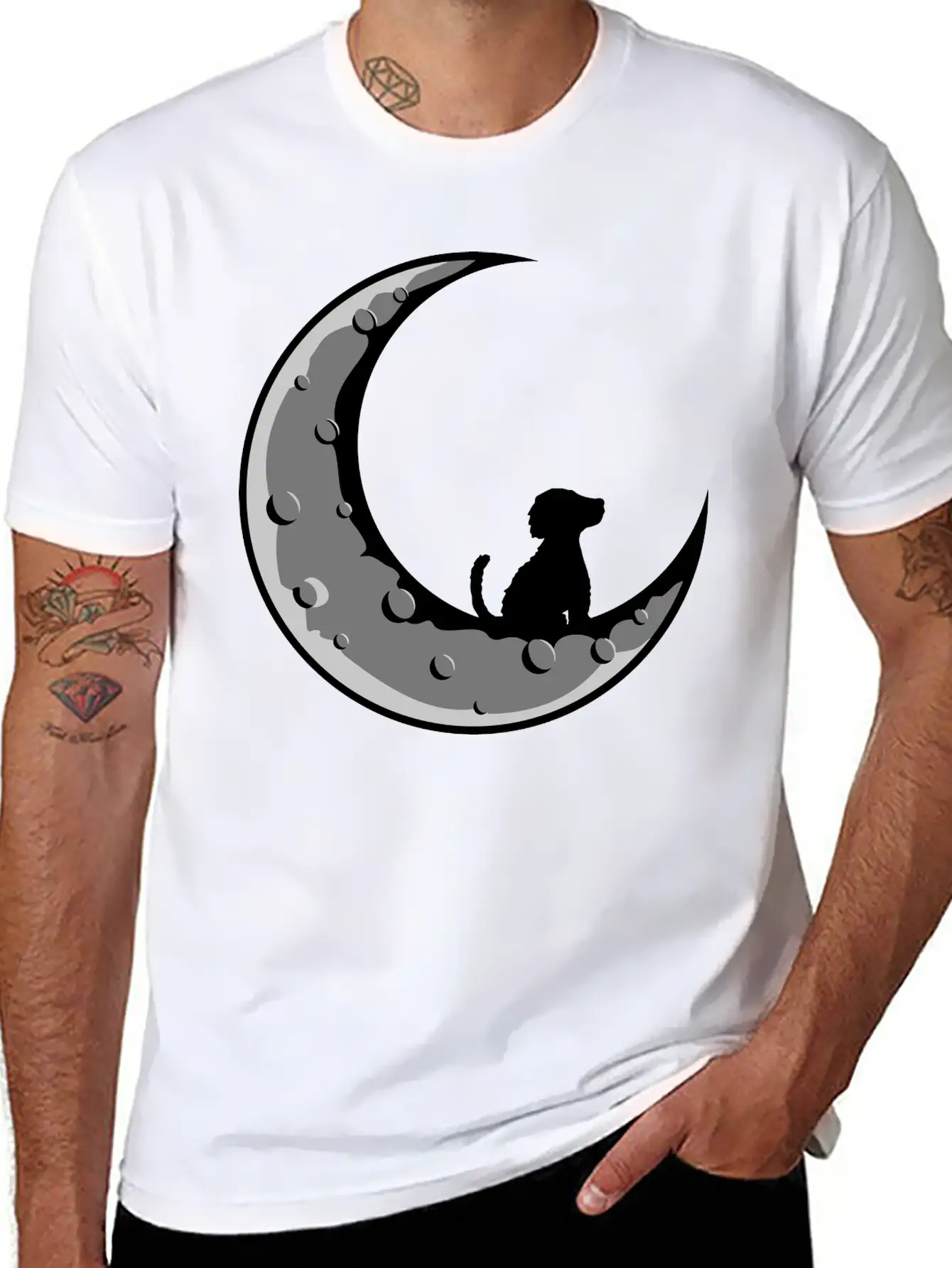 Dog Sits On The Basic Graphic T-Shirt – Daily Comfort In Soft Cotton