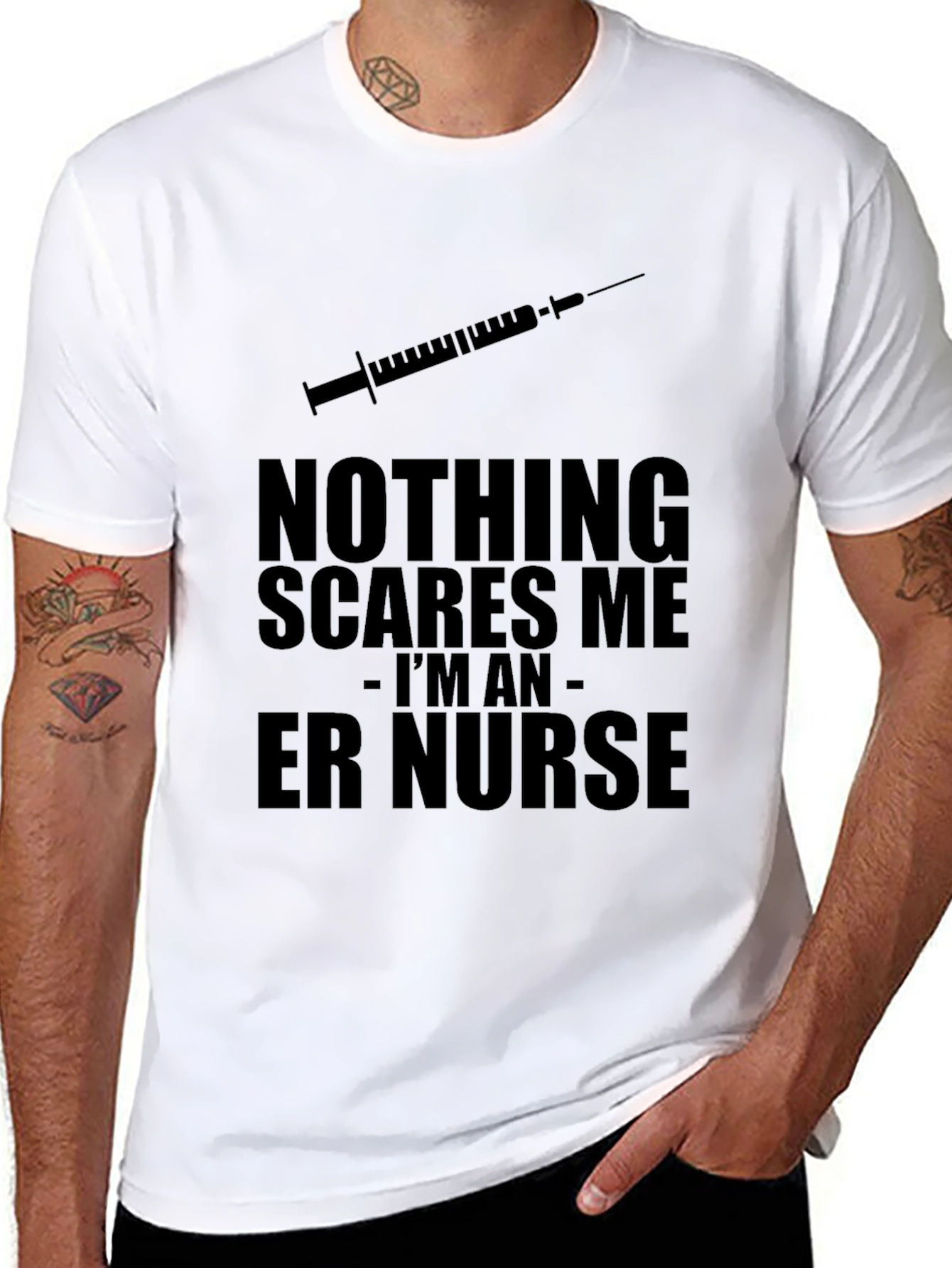 ER Nurse T-Shirt - Nothing Scares Me