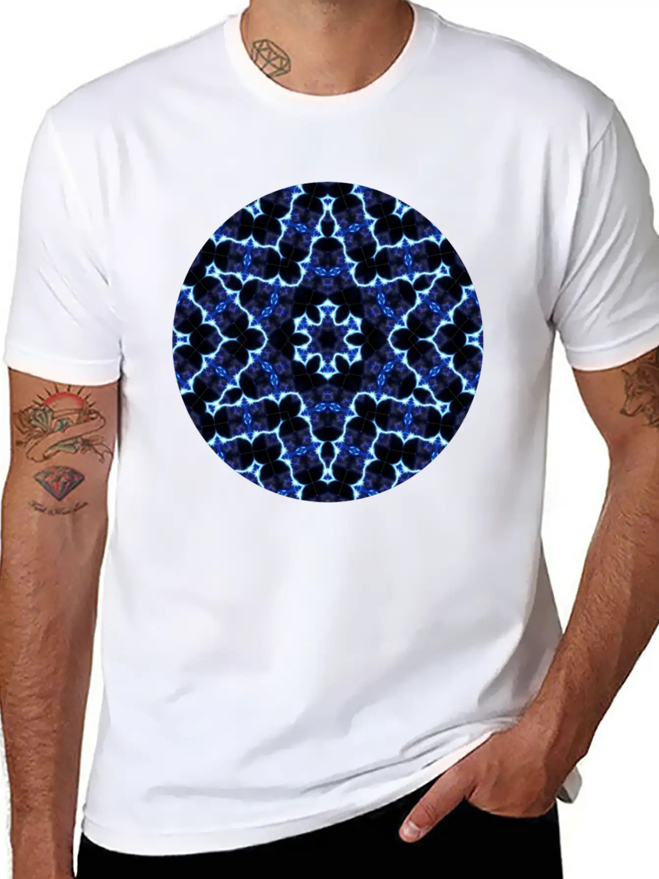 Etched Star Mandala Timeless Short Sleeve Tee – Comfy And Minimalist Design