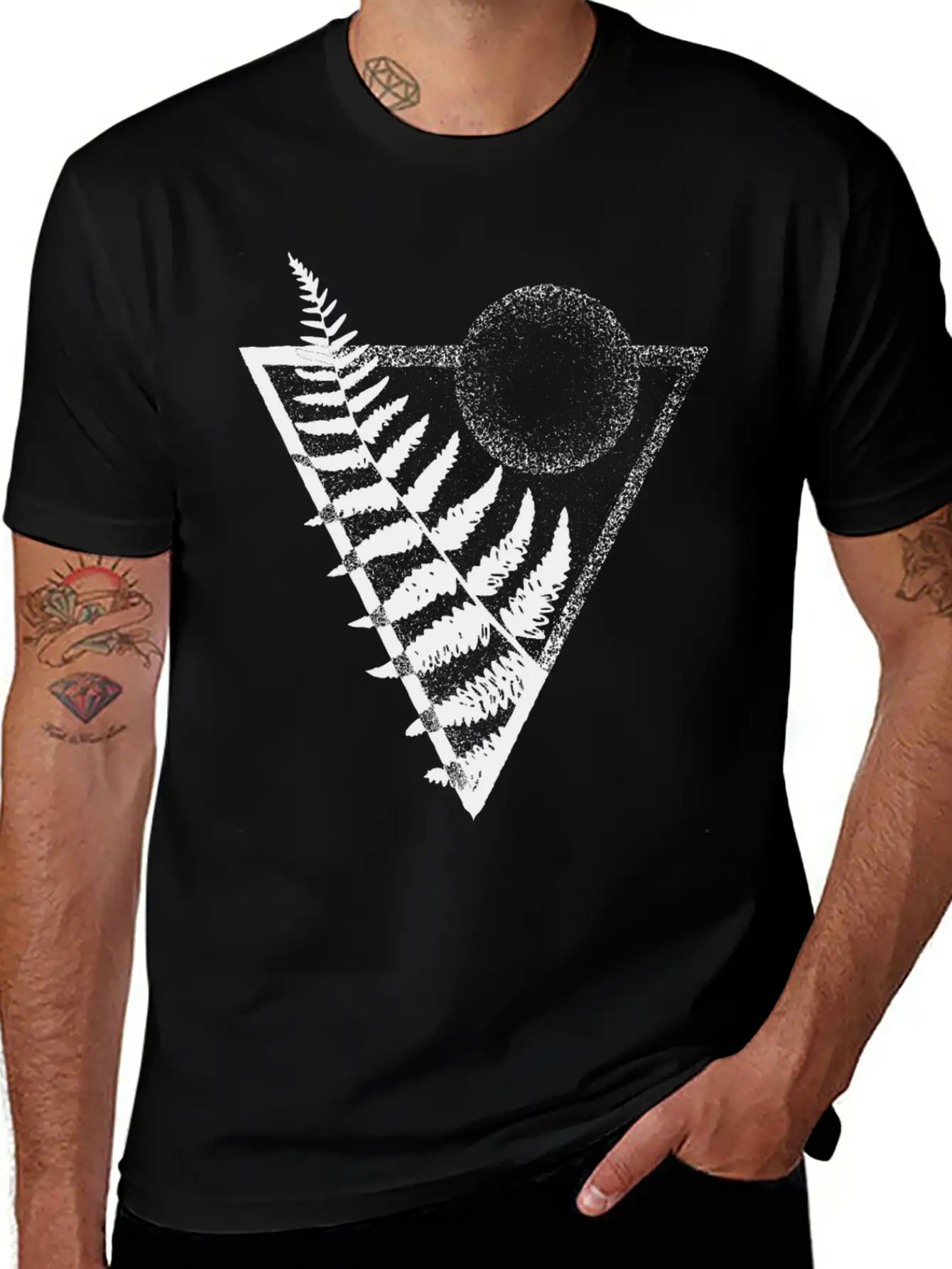 Fern And Moon Unisex Casual T-Shirt – Clean Design For Daily Comfort