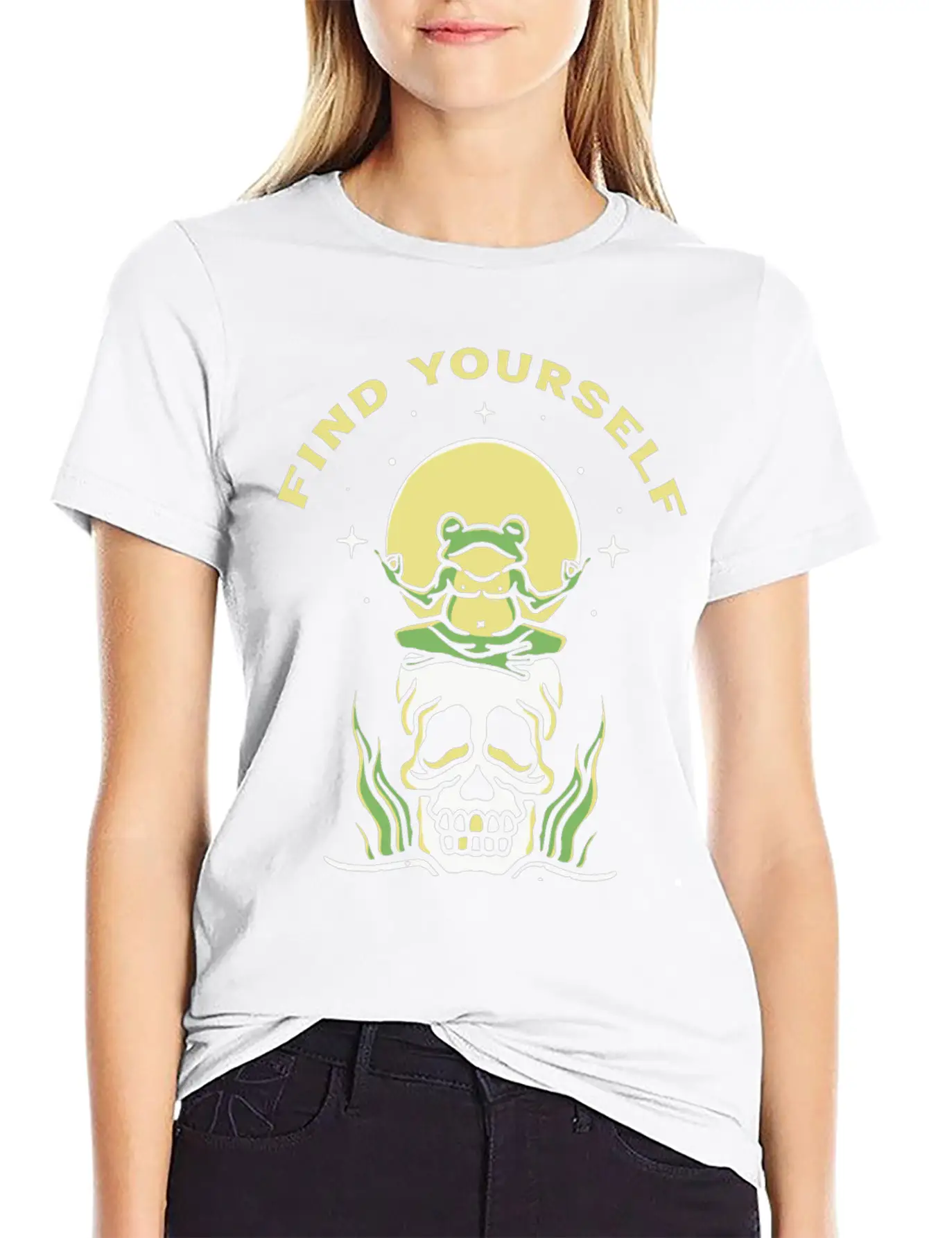 Find Yourself - Yoga Frog On Skull Basic Graphic T-Shirt – Daily Comfort In Soft Cotton