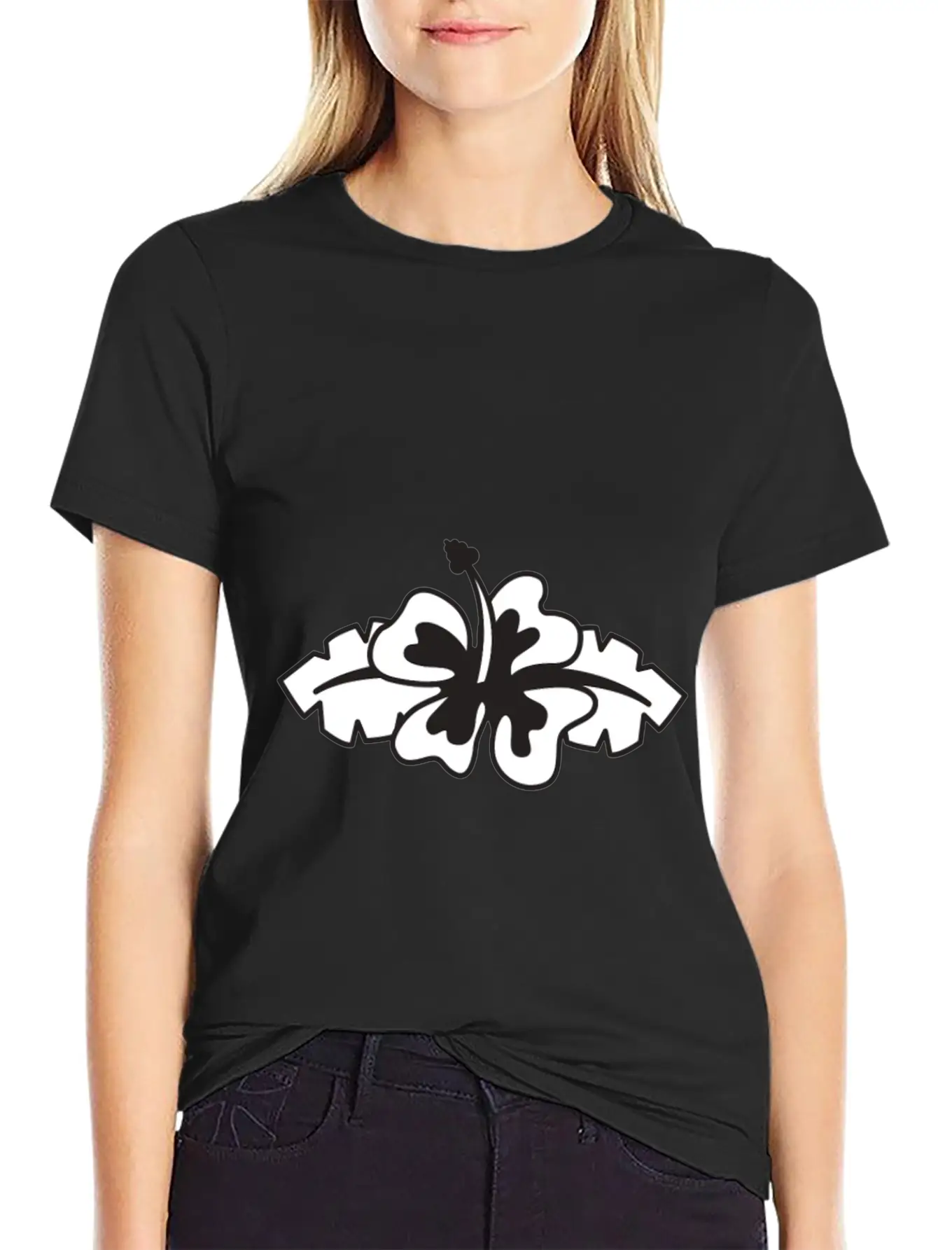 Flower Comfortable Minimalist Graphic Tee – Summer Style Essential