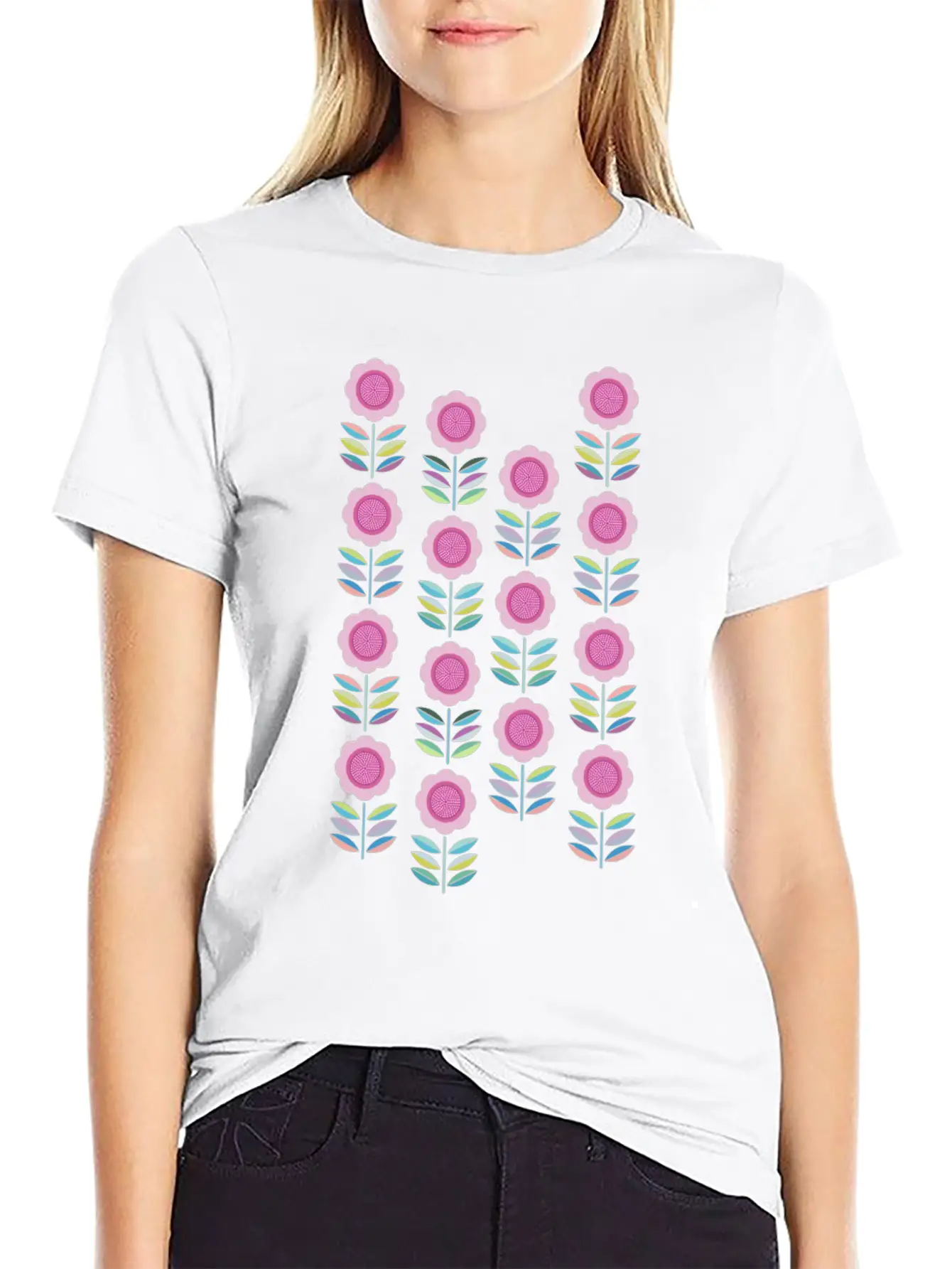Folk Art Flowers Pattern Scandinavian Folk Art Comfortable Minimalist Graphic Tee – Summer Style Essential