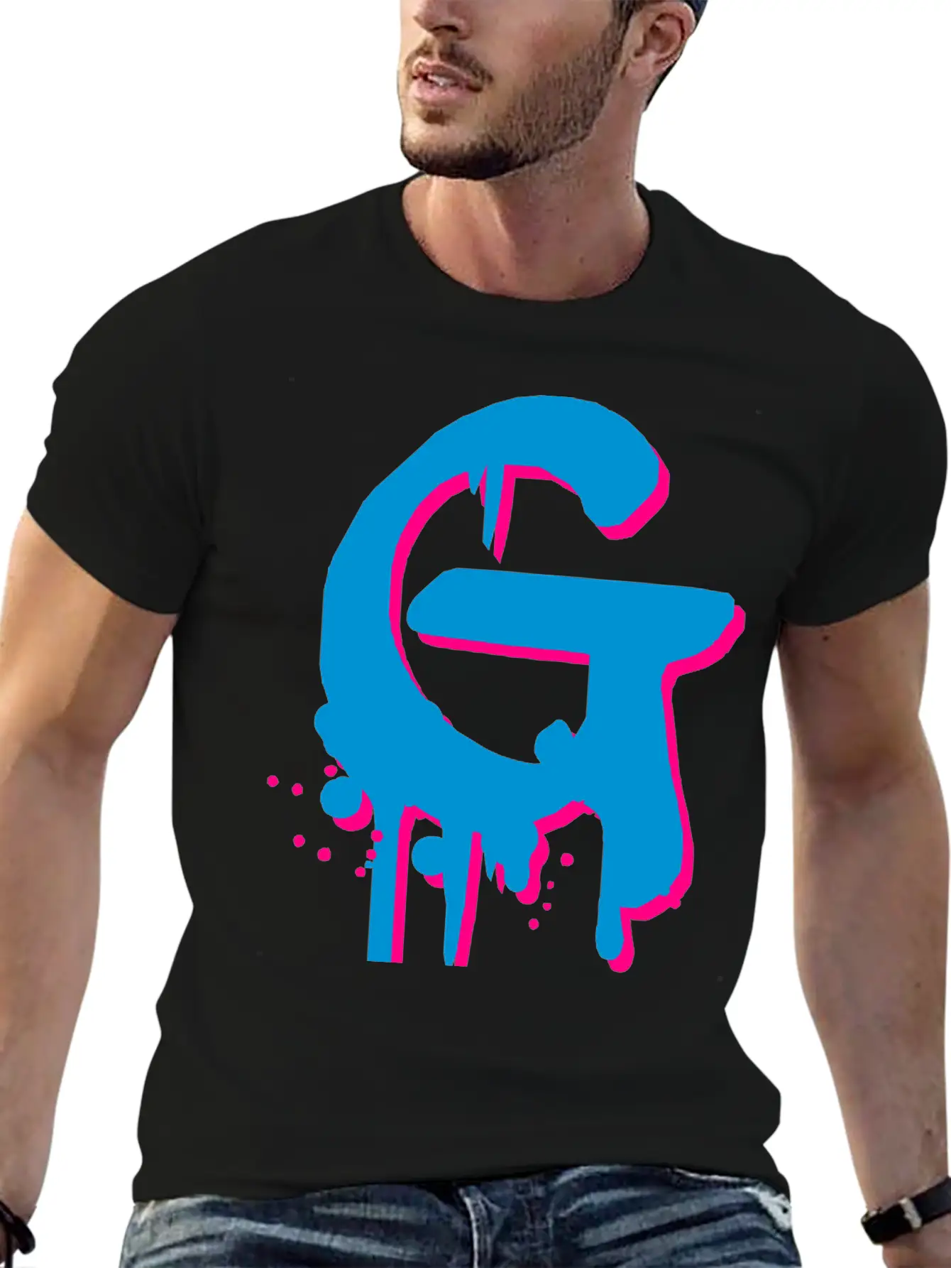 G Graffiti Drops Farbklex Spray Stylish Everyday T-Shirt – Unisex Basic Cotton Tee