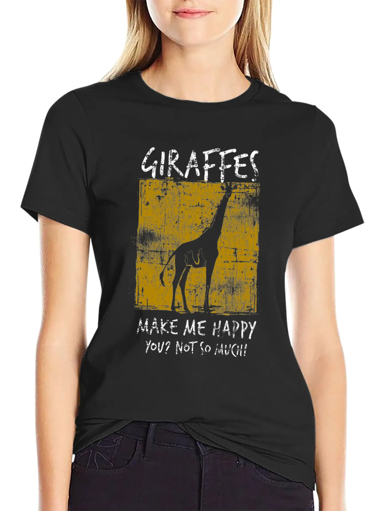 Giraffe Comfortable Minimalist Graphic Tee – Summer Style Essential