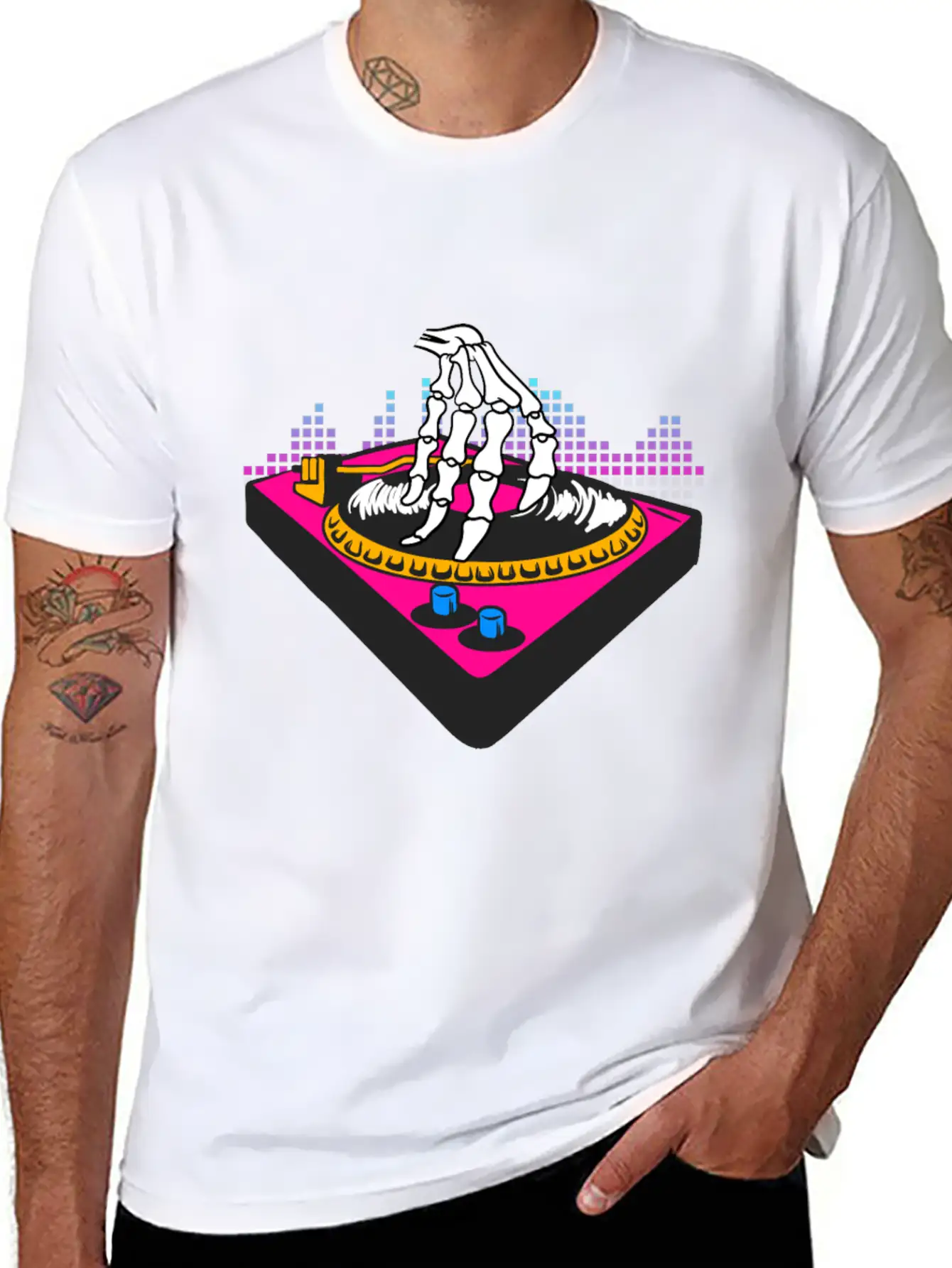 Halloween Party Skeleton Hands Disk Party Basic Graphic T-Shirt – Daily Comfort In Soft Cotton