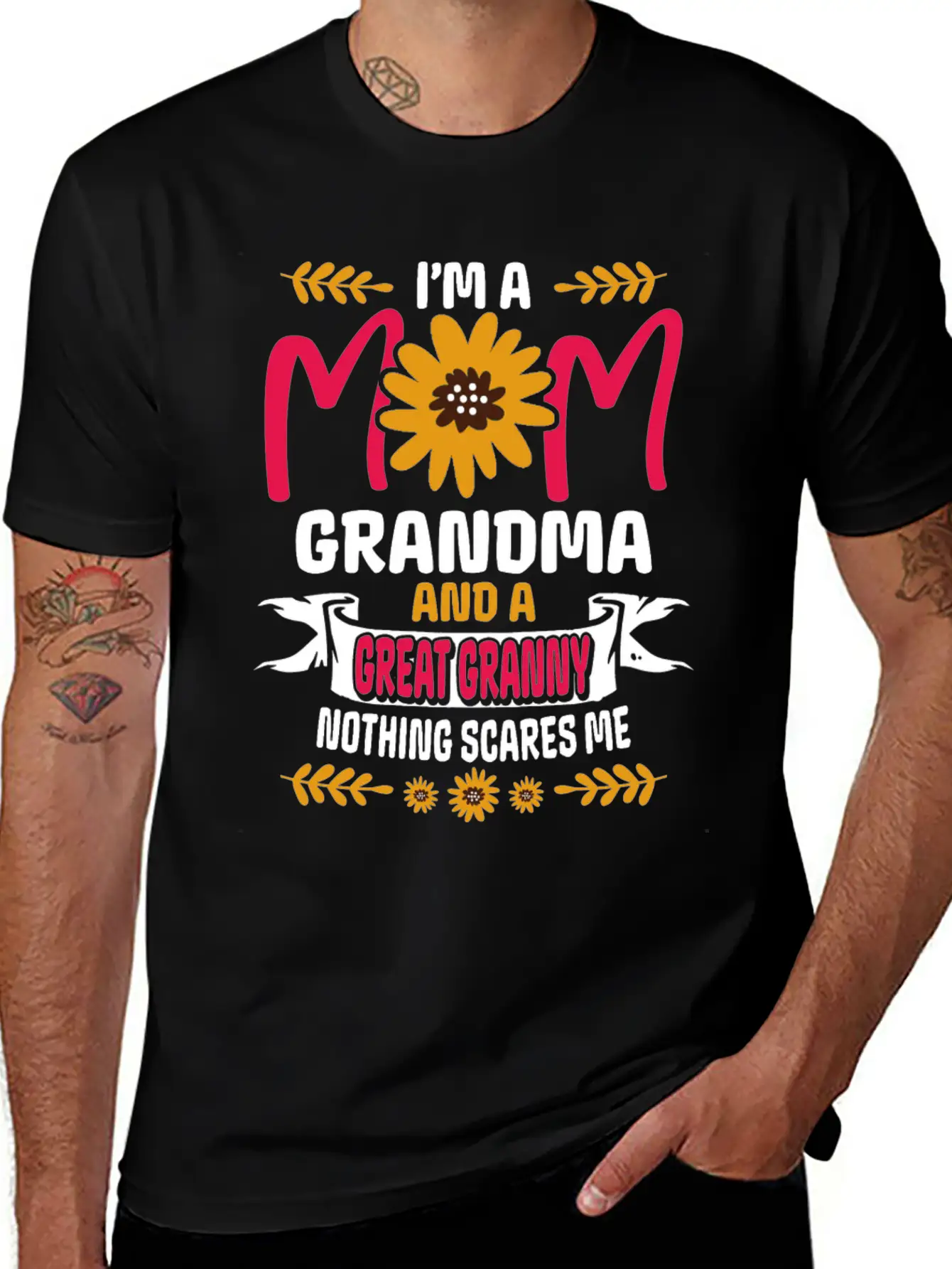 I'm A Mom Granny And Great Granny - Nothing Scares Comfortable Minimalist Graphic Tee – Summer Style Essential