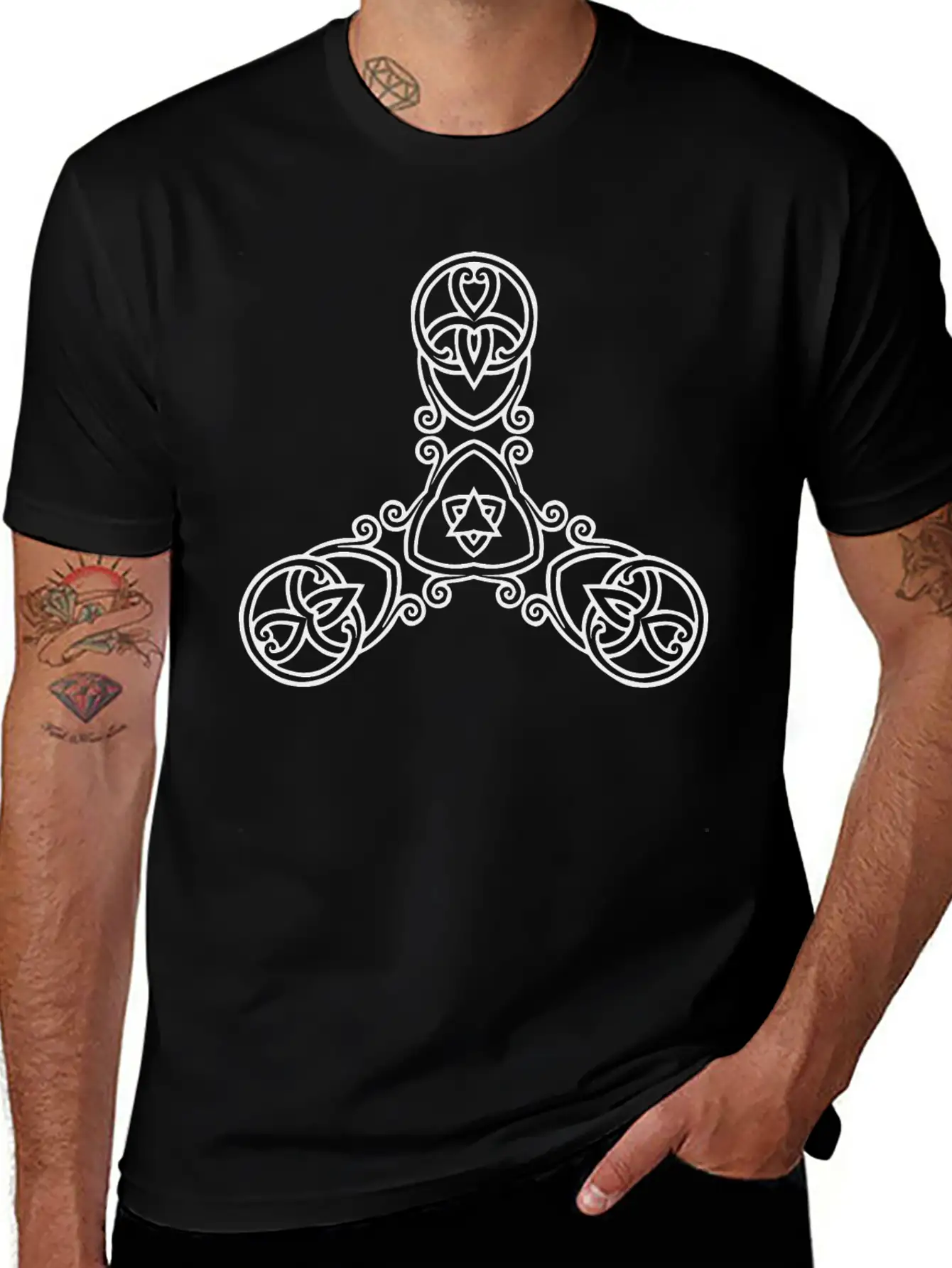 Interlocking Geometric Design 21 Basic Graphic T-Shirt – Daily Comfort In Soft Cotton
