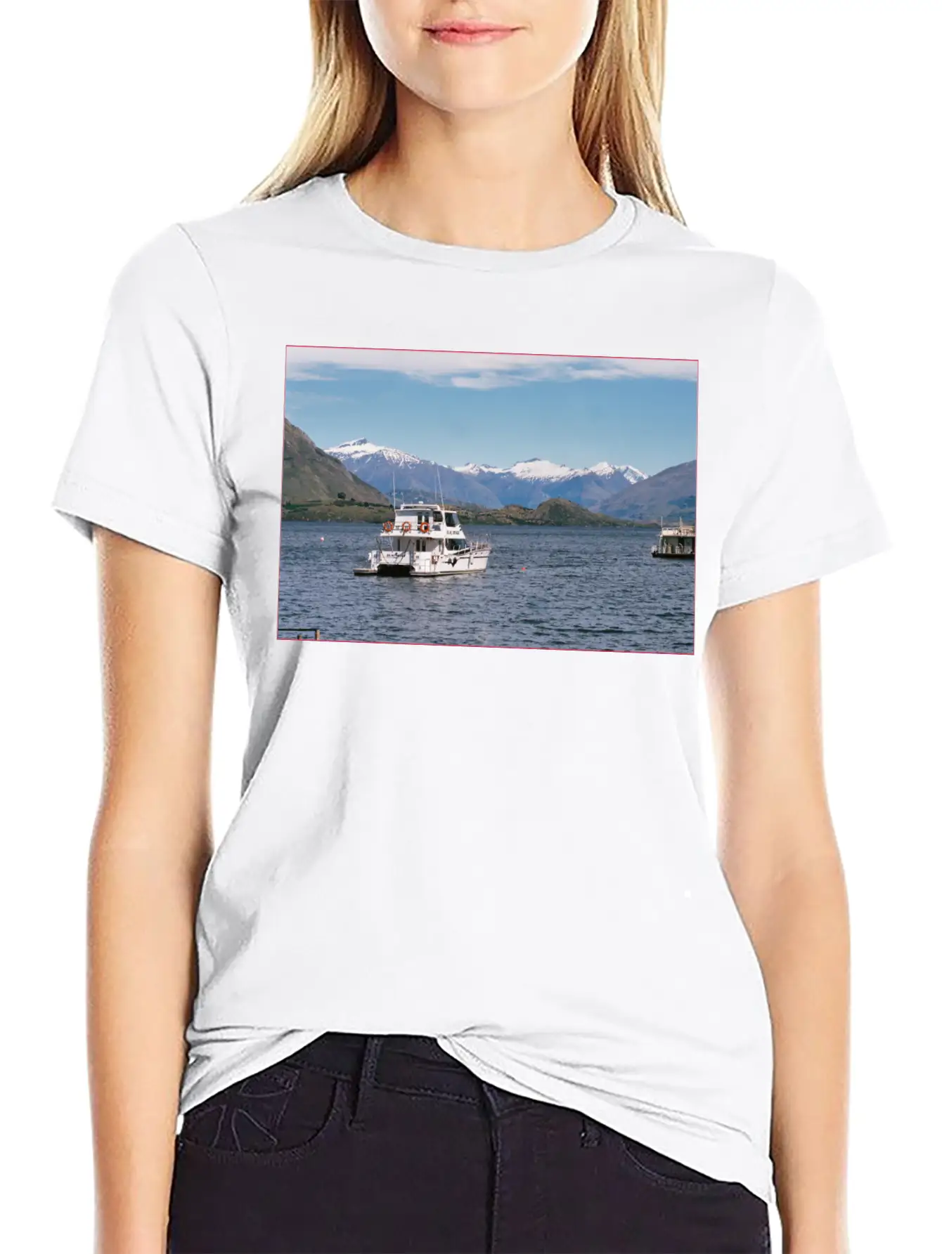 Lake Wanaka And Boat And Snowy Mountains Unisex Casual T-Shirt – Clean Design For Daily Comfort