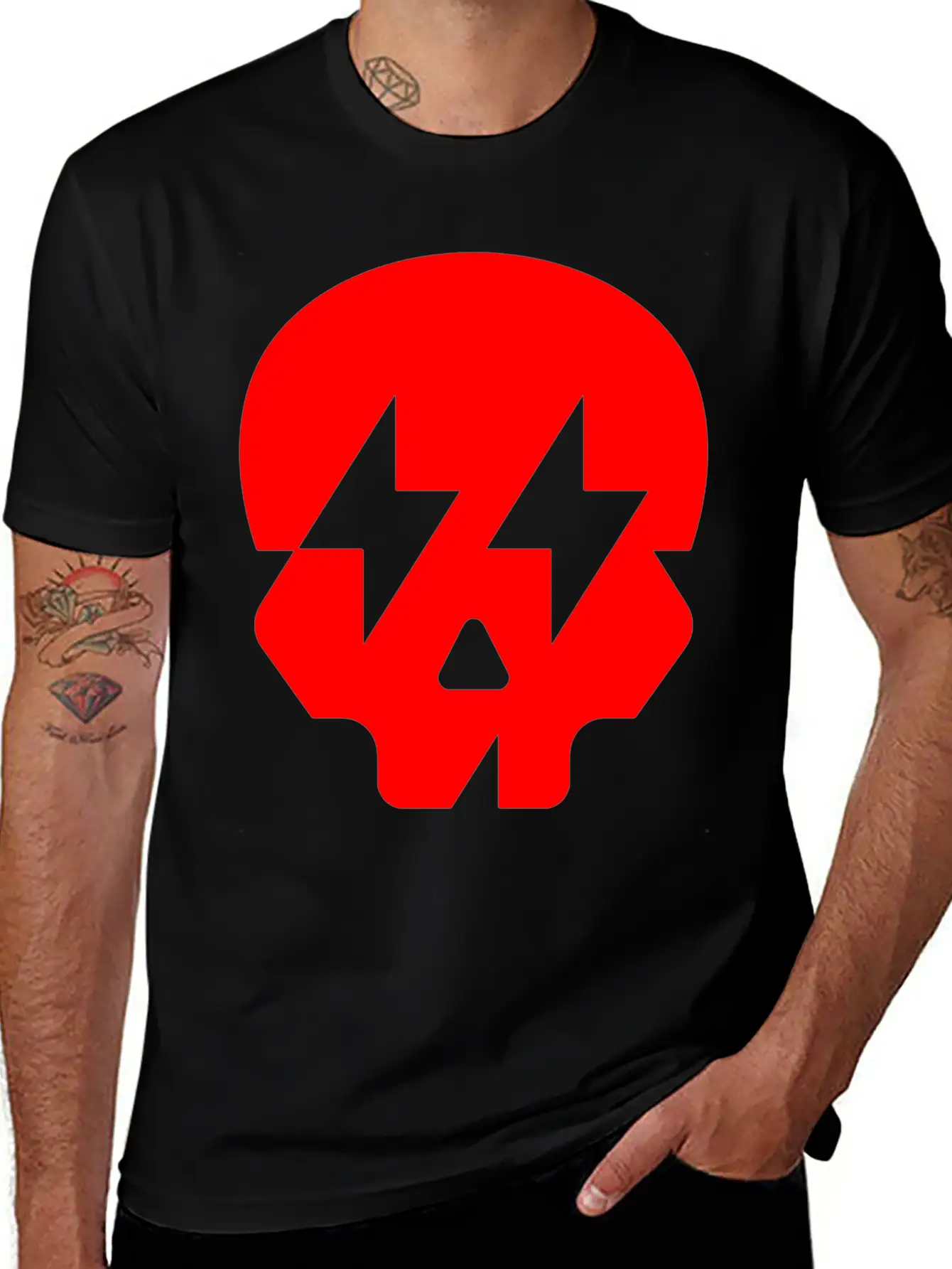 LIghtning Skull Unisex Casual T-Shirt – Clean Design For Daily Comfort