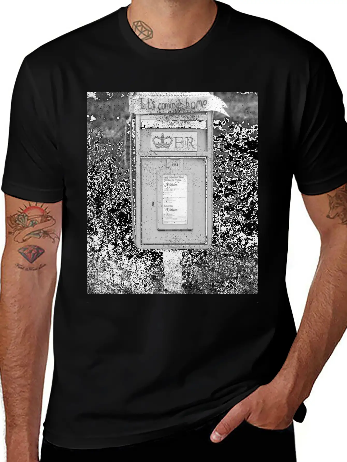 Mail Box Grass Field Basic Graphic T-Shirt – Daily Comfort In Soft Cotton