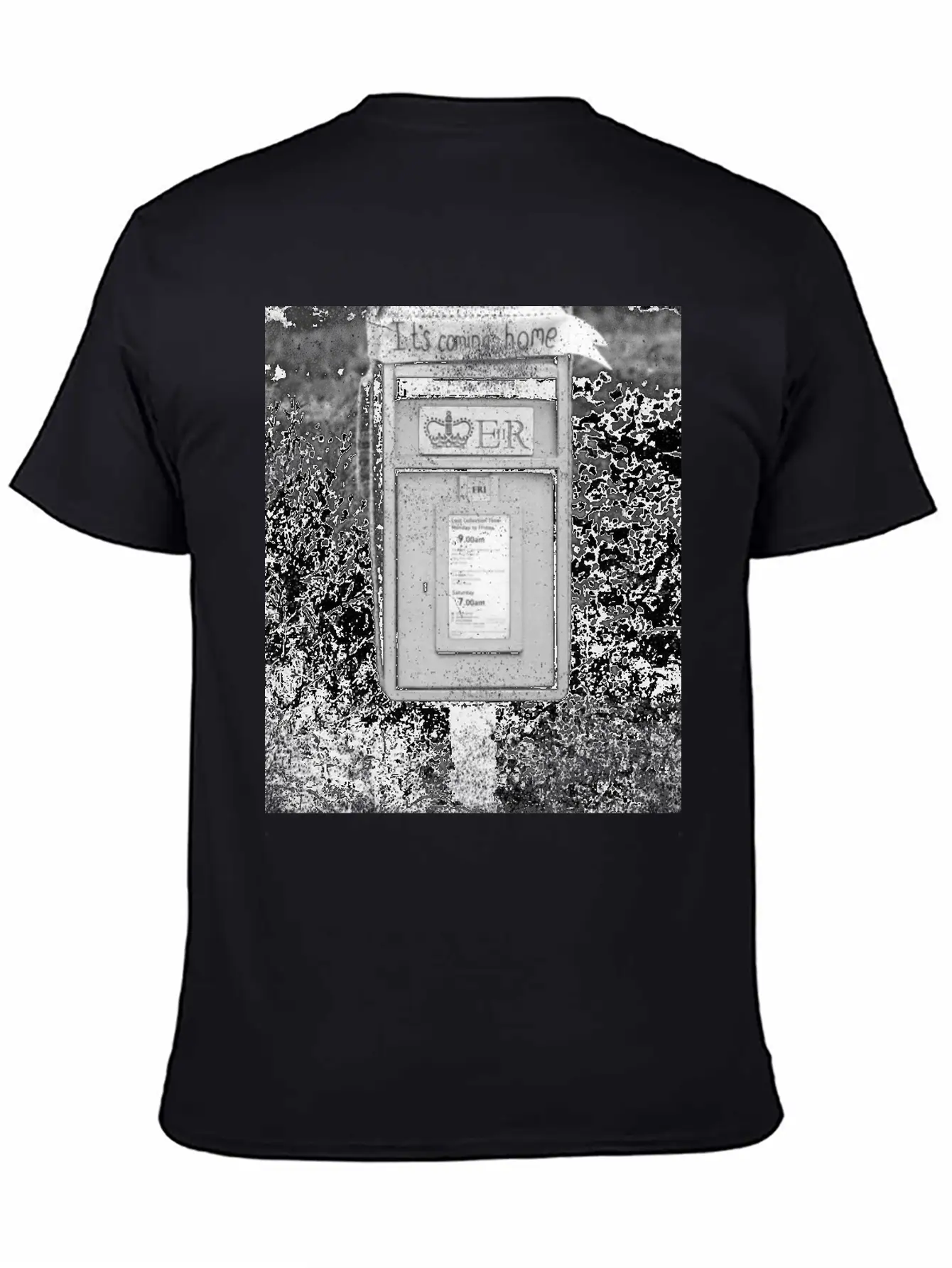 Mail Box Grass Field Basic Graphic T-Shirt – Daily Comfort In Soft Cotton
