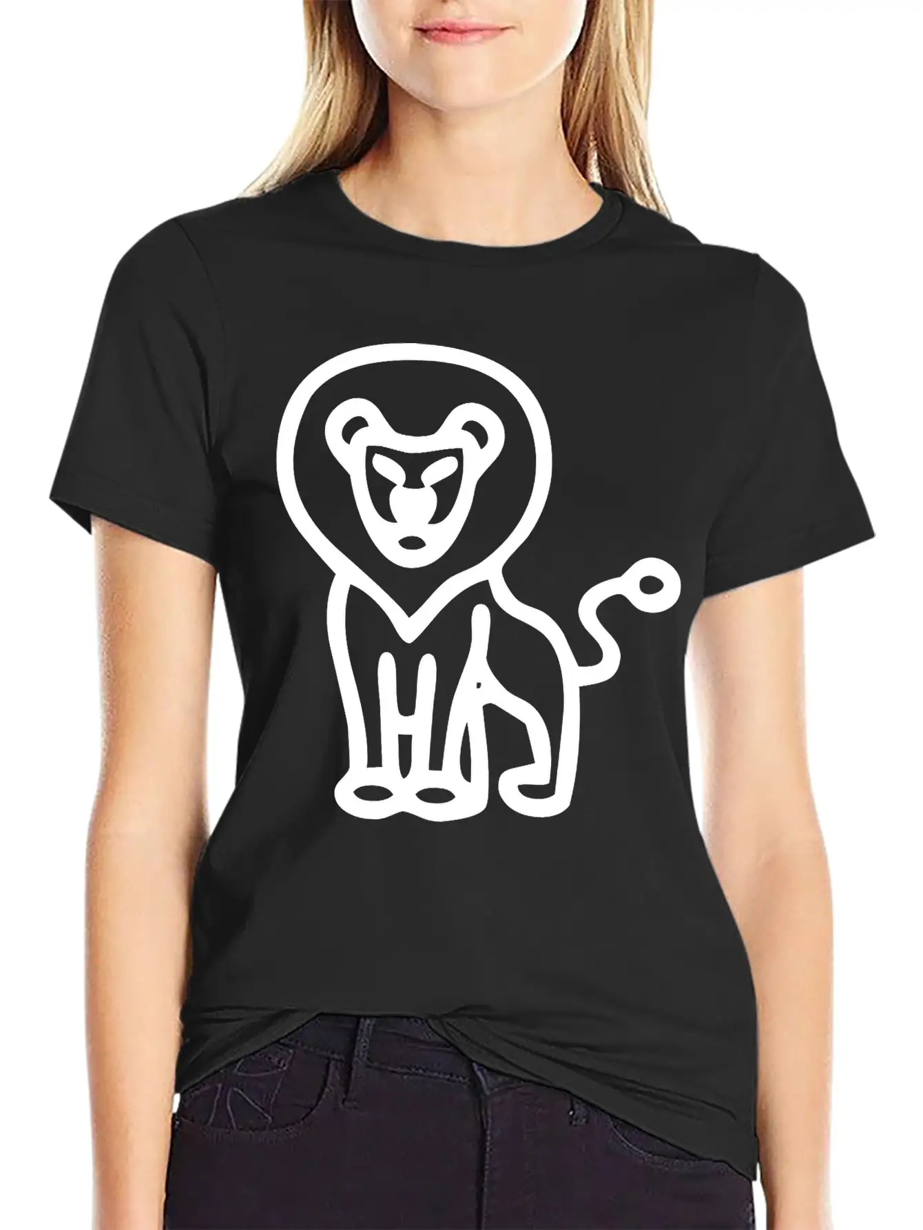 Minimalistic Lion Comfortable Minimalist Graphic Tee – Summer Style Essential