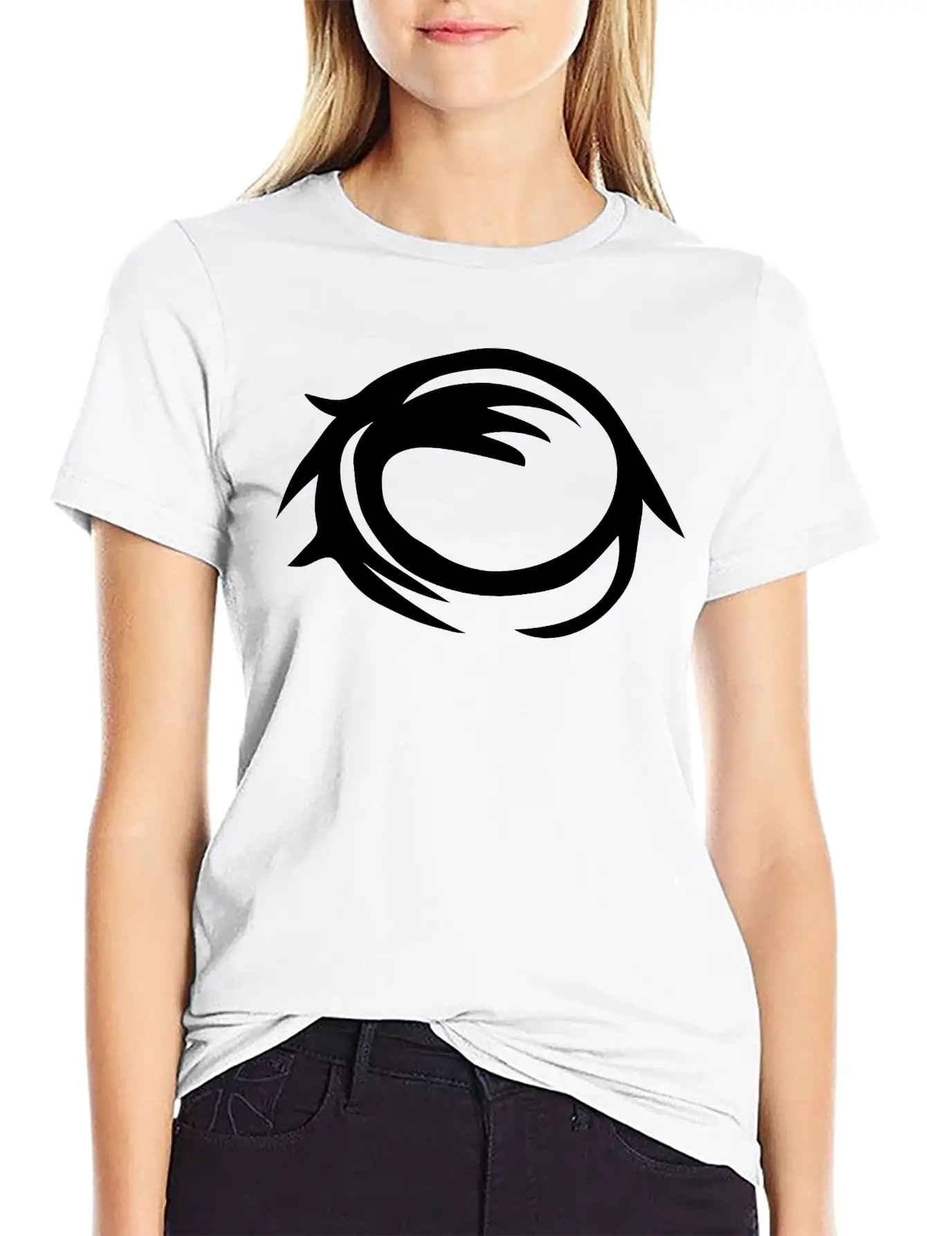 Moon Crater Eye Comfortable Minimalist Graphic Tee – Summer Style Essential