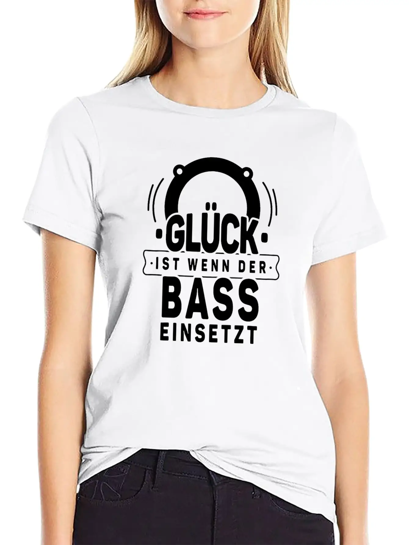 Motif Happiness Is When The Bass Uses Basic Graphic T-Shirt – Daily Comfort In Soft Cotton