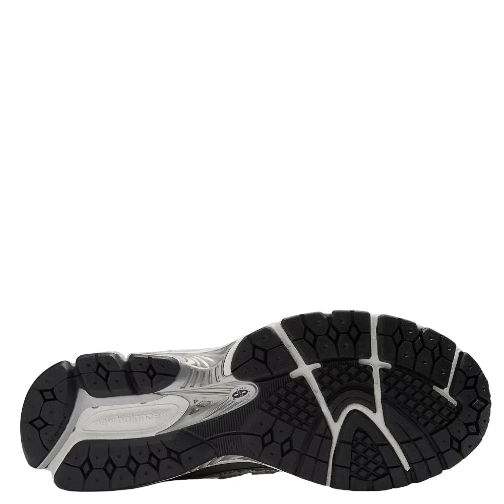 New Balance Women's 1906R in Silver Metallic with White and Sea Salt