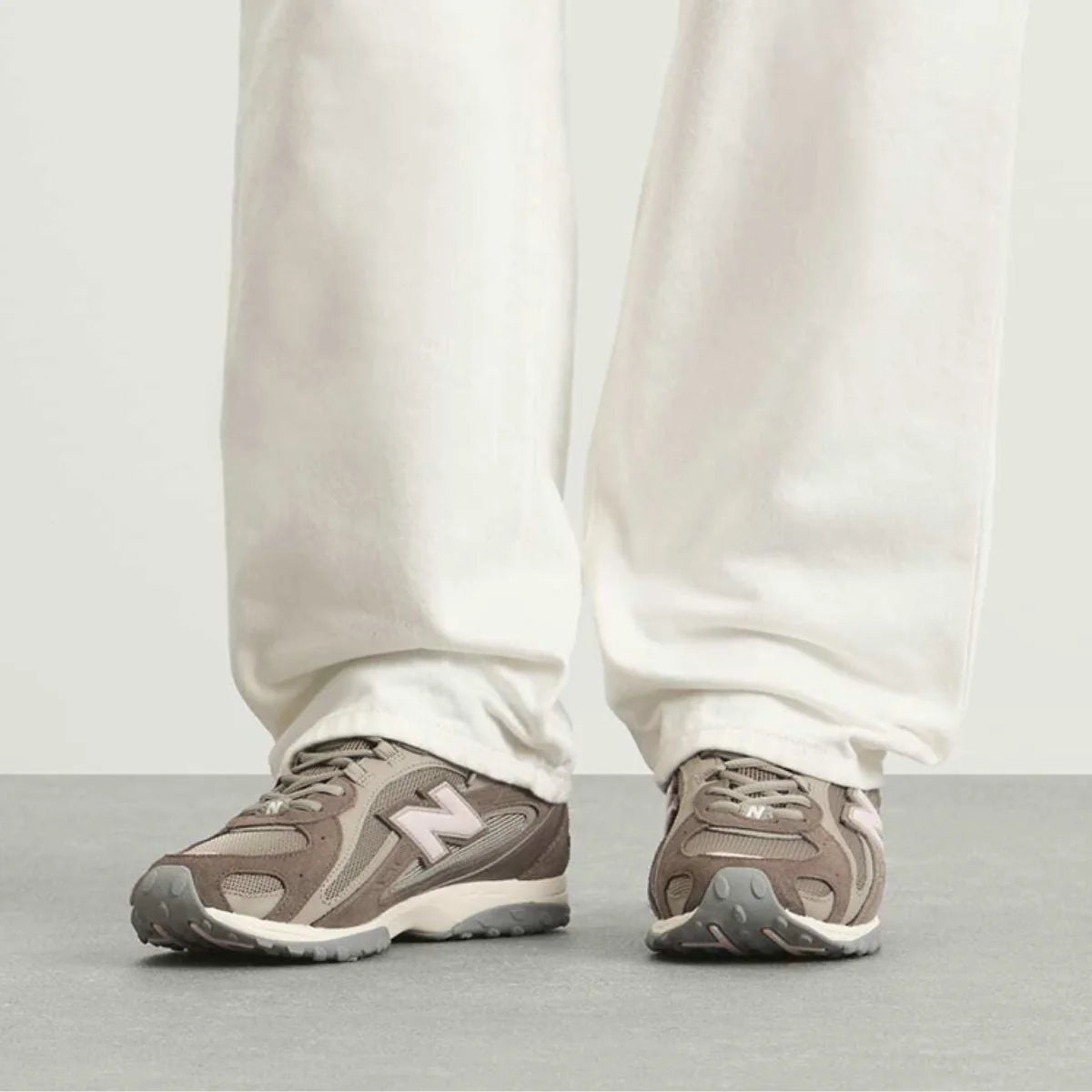 New Balance Women's 204L in Cortado with Stone