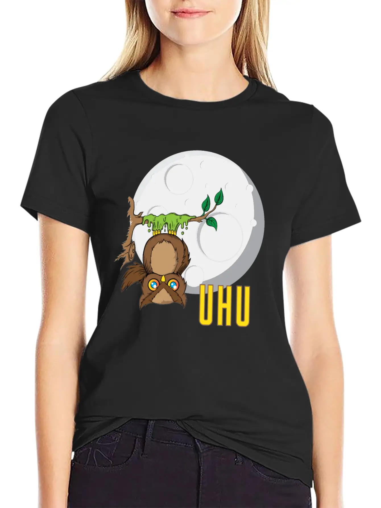 Owl UHU Comfortable Minimalist Graphic Tee – Summer Style Essential