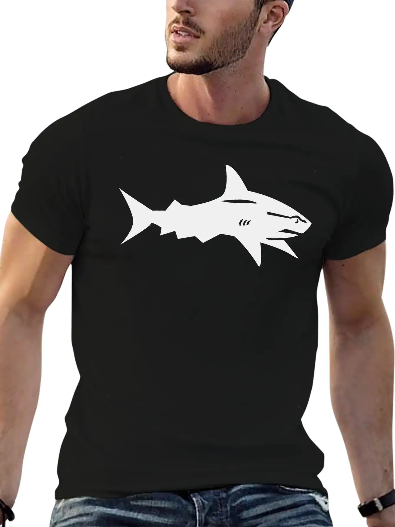 Shark Comfortable Minimalist Graphic Tee – Summer Style Essential