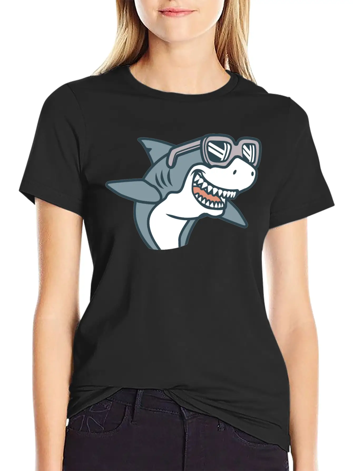 Shark Cool Comfortable Minimalist Graphic Tee – Summer Style Essential