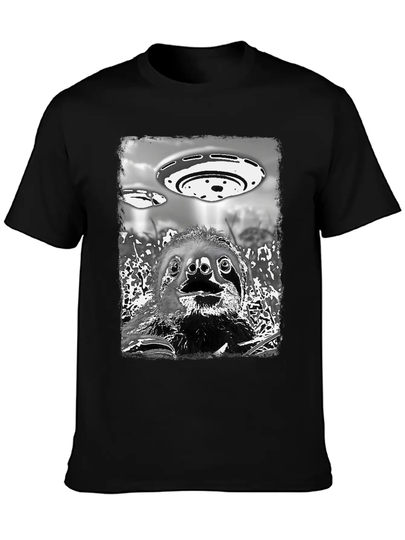 Sloth Lazy UFO Alien Extraterrestrial Selfie Stylish Everyday T-Shirt – Unisex Basic Cotton Tee