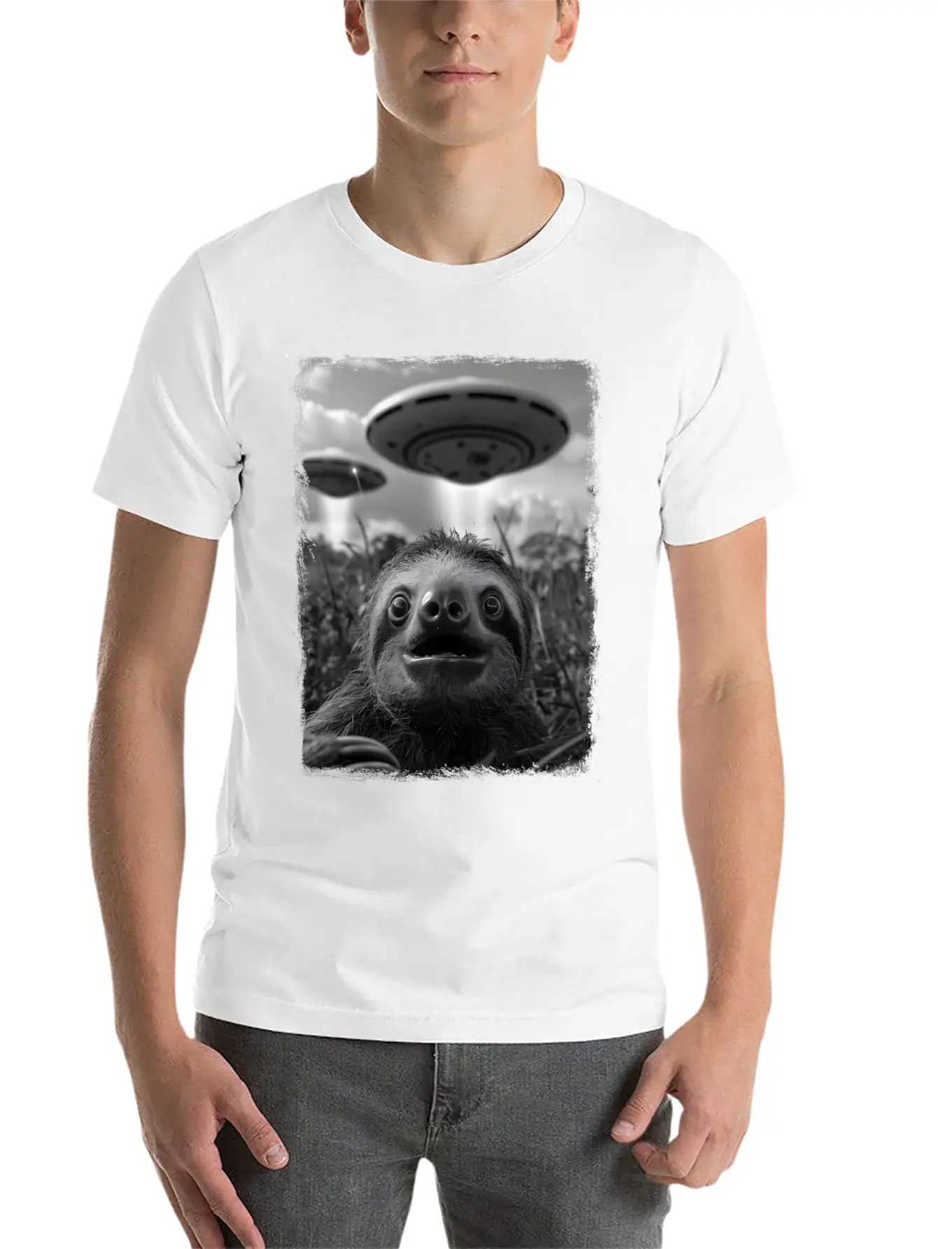 Sloth Lazy UFO Alien Extraterrestrial Selfie Stylish Everyday T-Shirt – Unisex Basic Cotton Tee