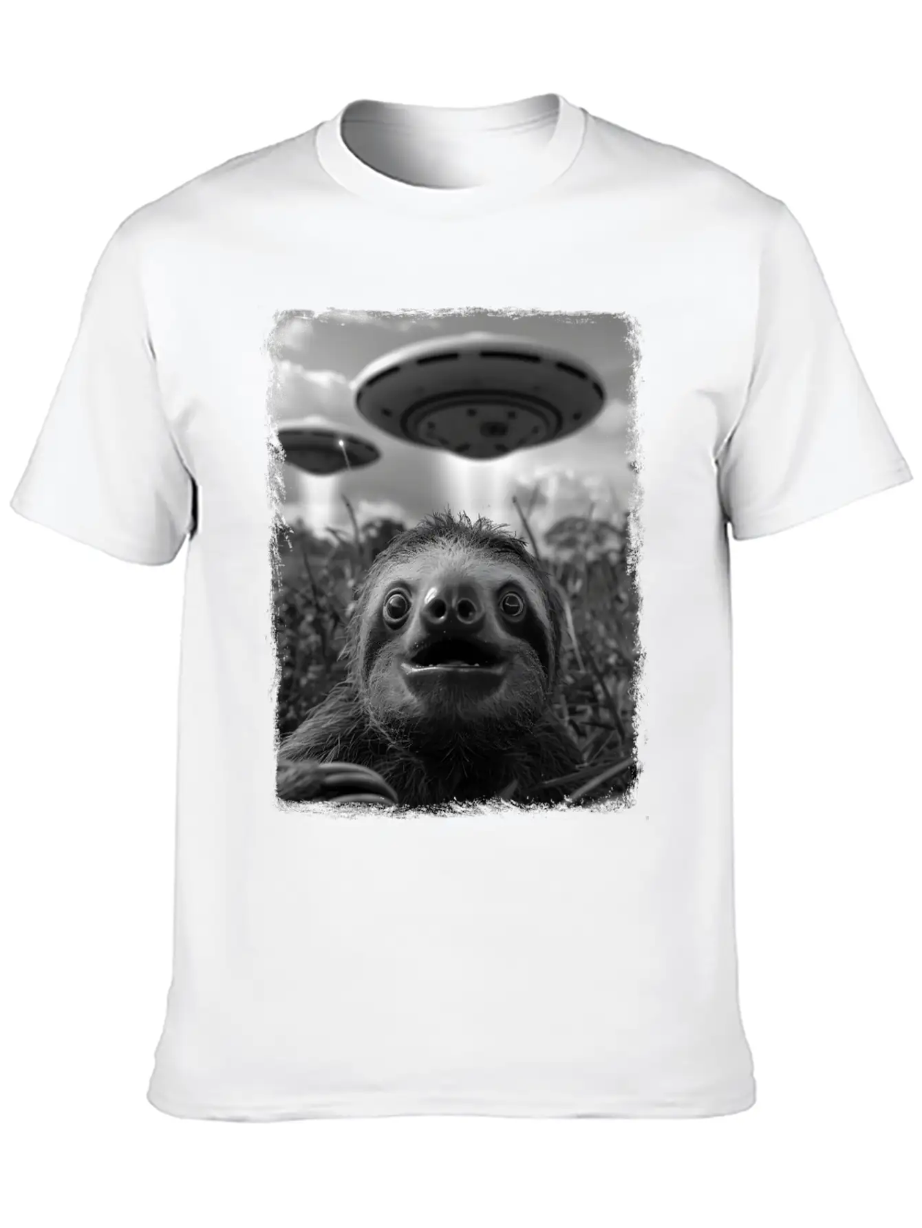 Sloth Lazy UFO Alien Extraterrestrial Selfie Stylish Everyday T-Shirt – Unisex Basic Cotton Tee