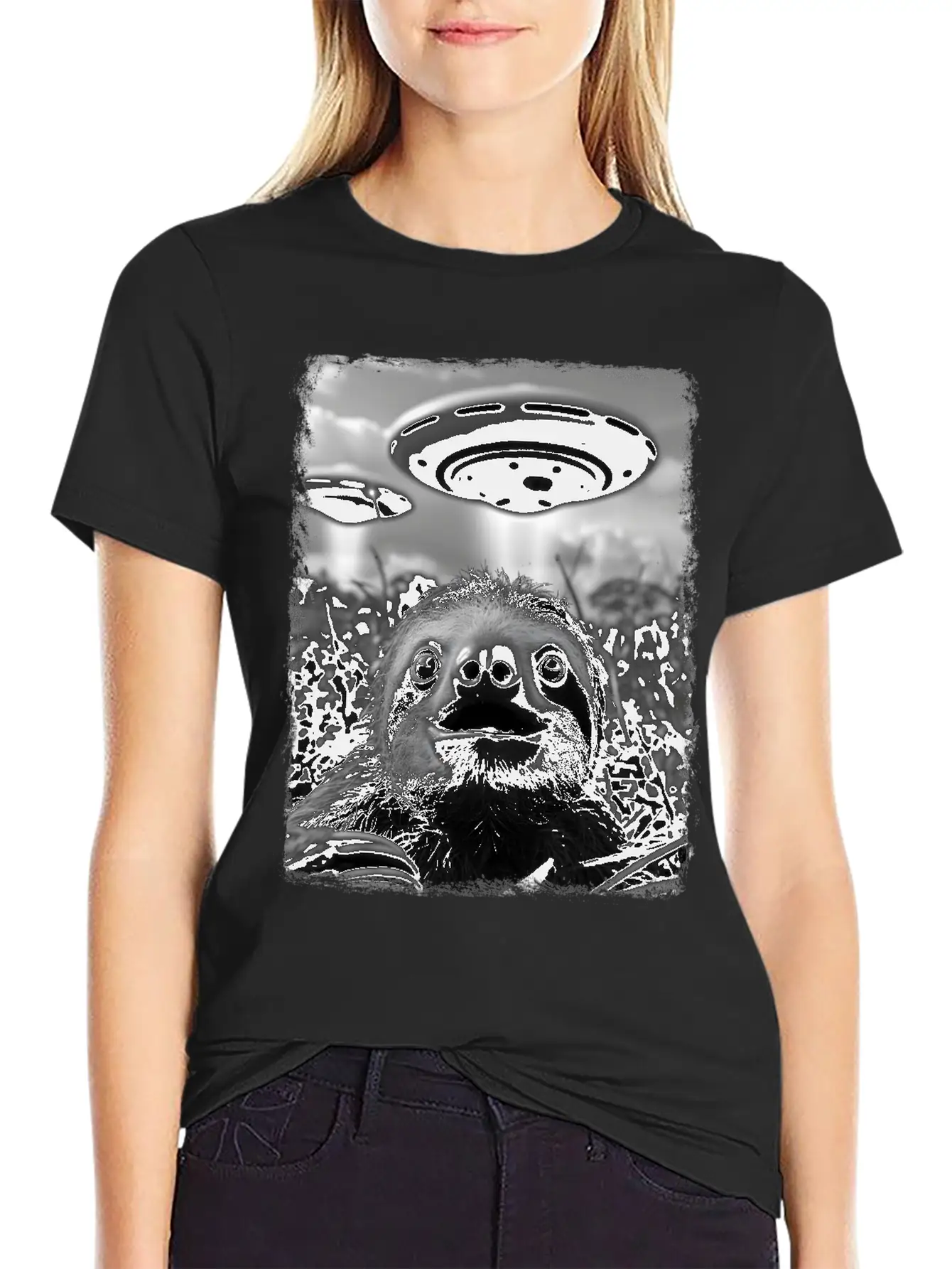 Sloth Lazy UFO Alien Extraterrestrial Selfie Stylish Everyday T-Shirt – Unisex Basic Cotton Tee