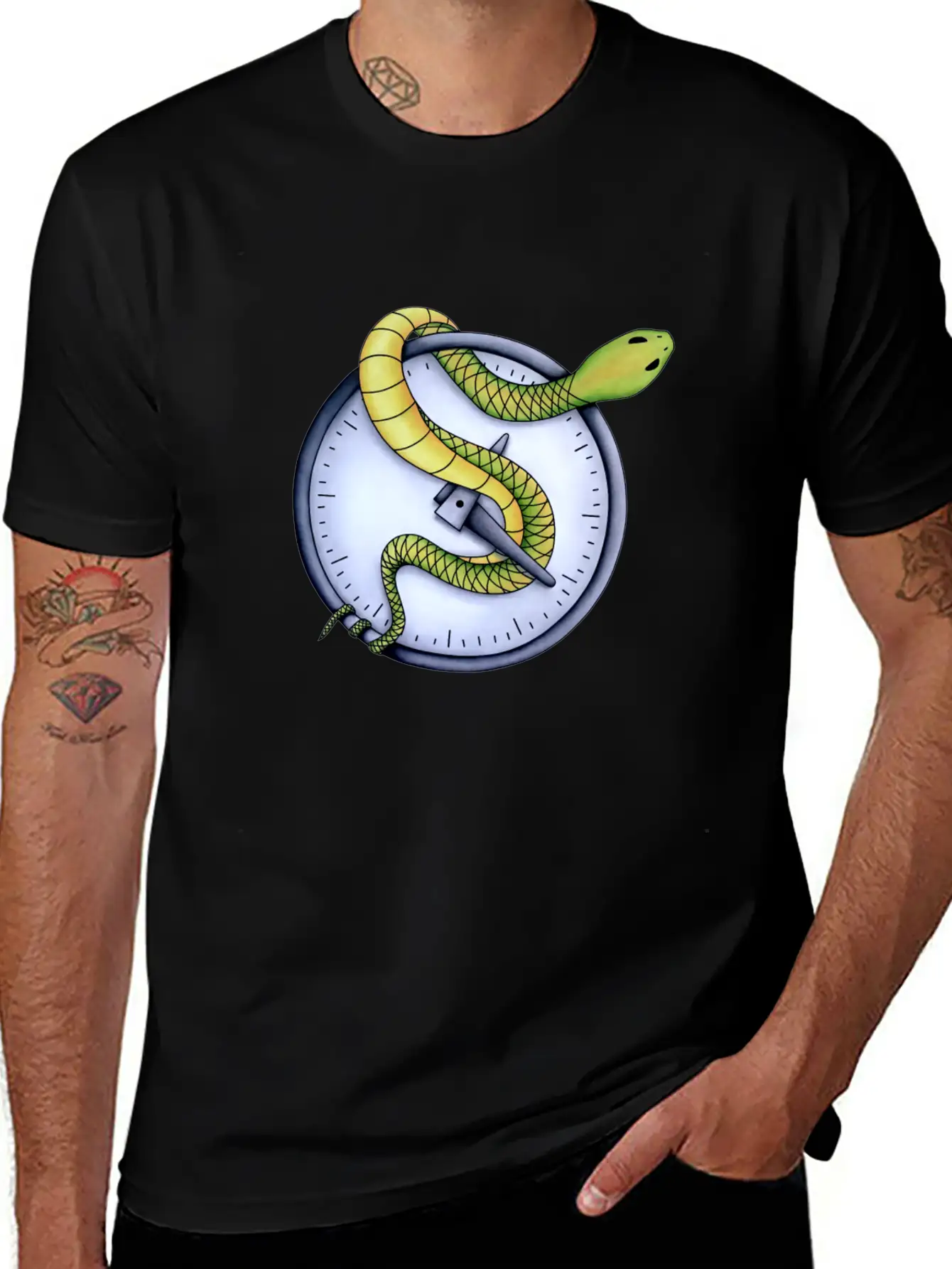 Snake In Time Stylish Everyday T-Shirt – Unisex Basic Cotton Tee