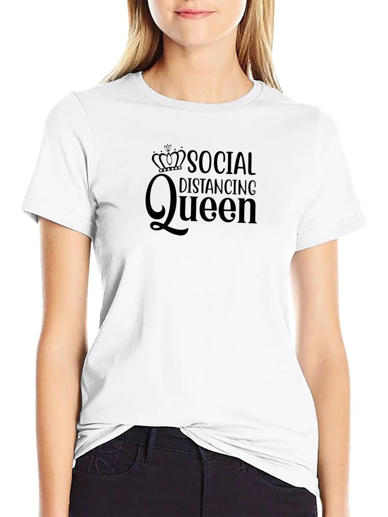 Social Distancing Queen Comfortable Minimalist Graphic Tee – Summer Style Essential