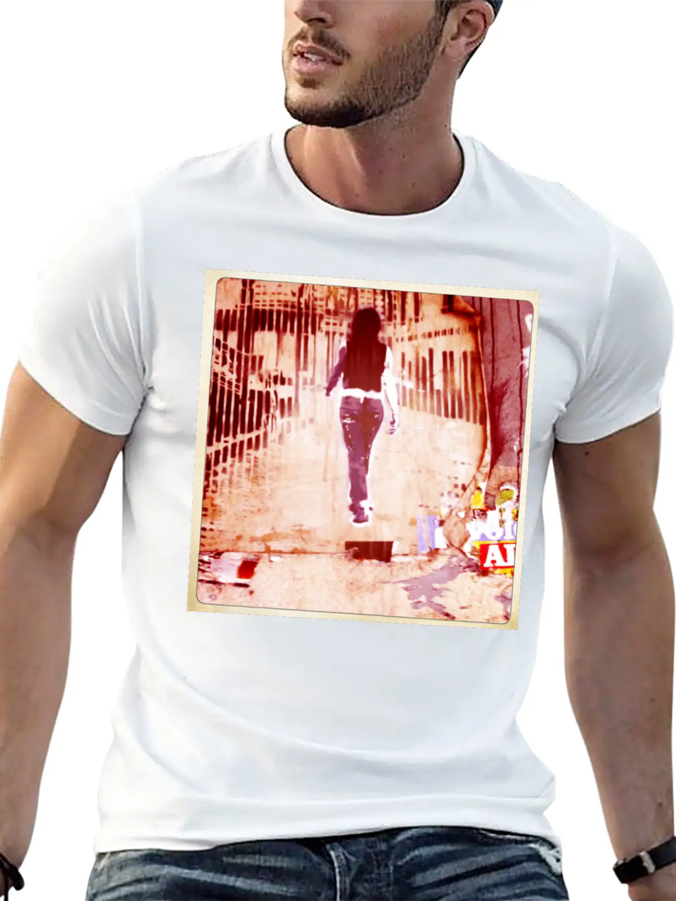 Streetart Berlin 02 Eu Stylish Everyday T-Shirt – Unisex Basic Cotton Tee