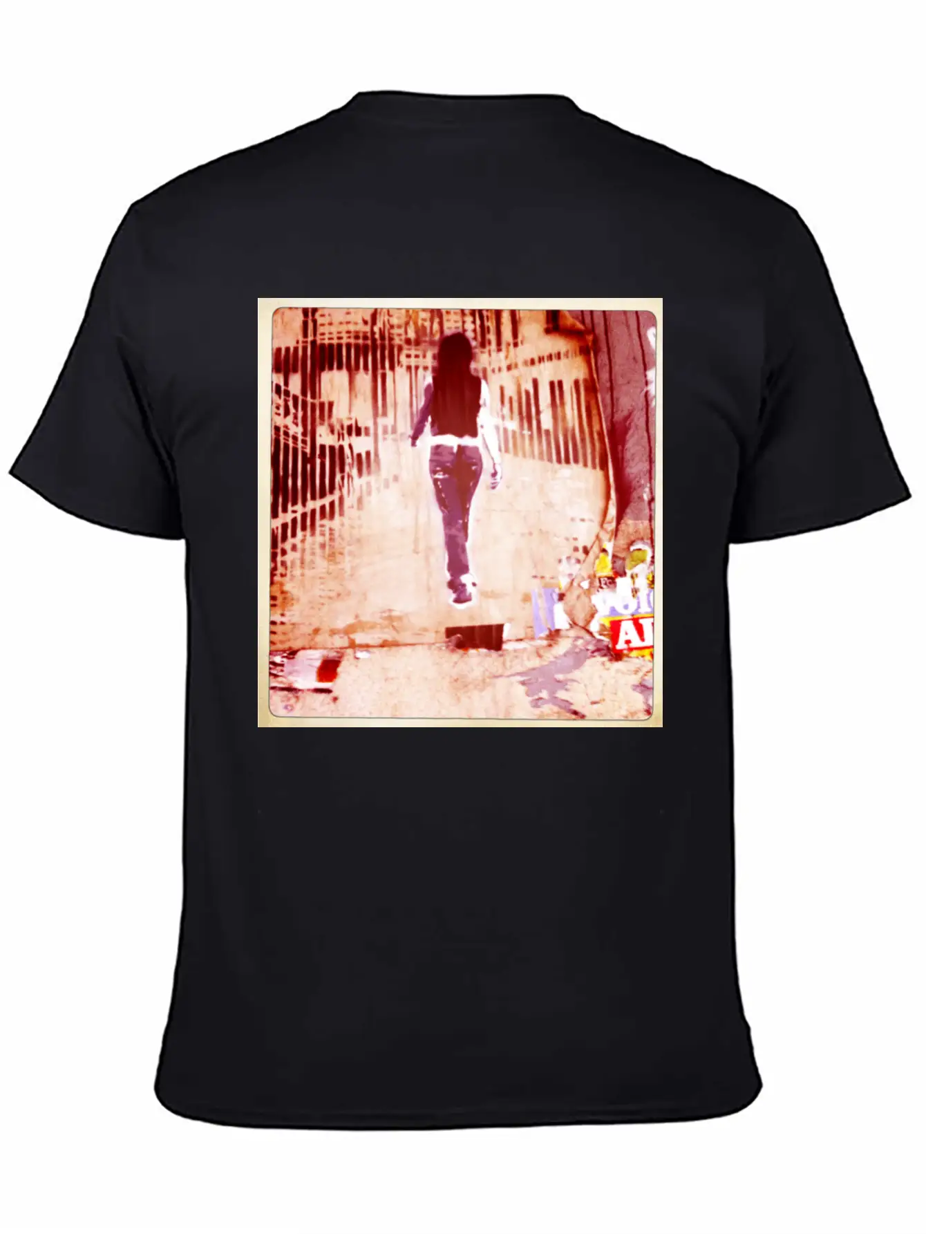 Streetart Berlin 02 Eu Stylish Everyday T-Shirt – Unisex Basic Cotton Tee