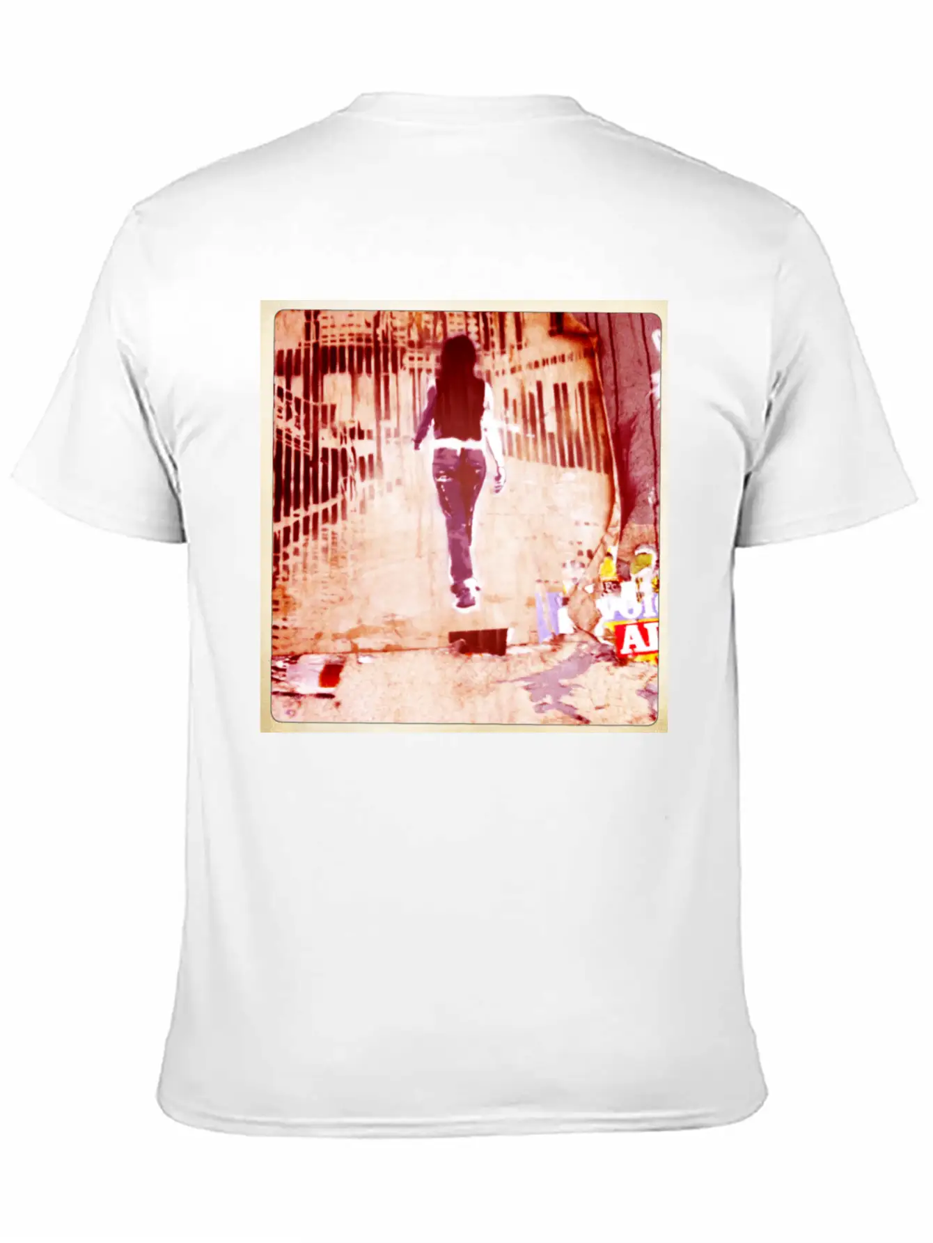 Streetart Berlin 02 Eu Stylish Everyday T-Shirt – Unisex Basic Cotton Tee