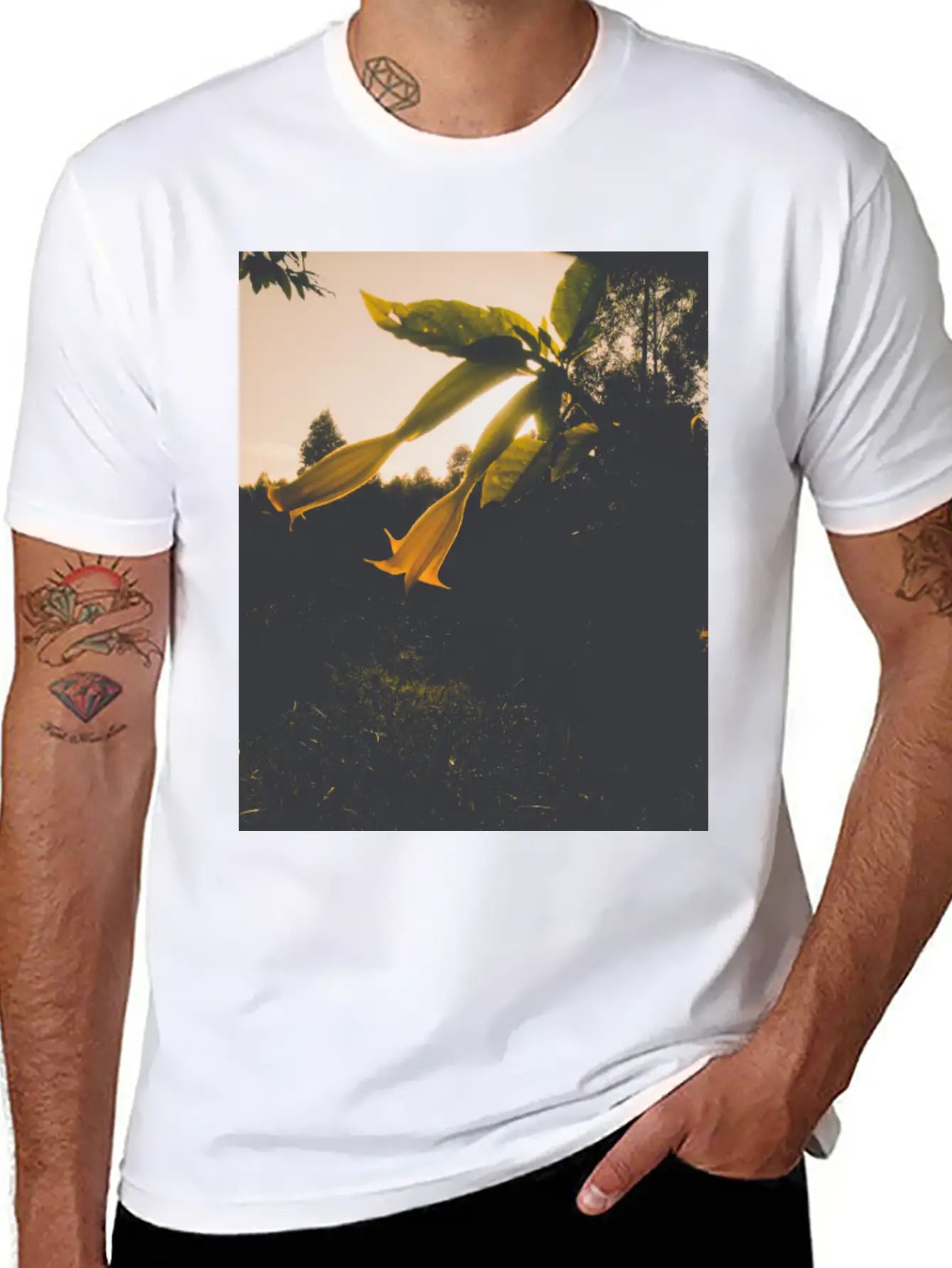 Sunrise Flower Stylish Everyday T-Shirt – Unisex Basic Cotton Tee