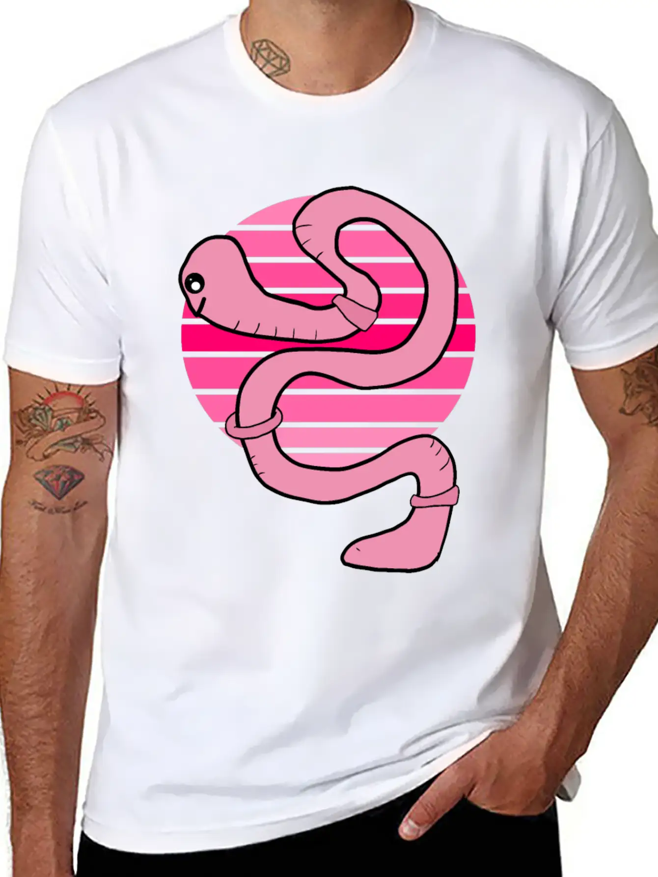 Sunset Worm Comfortable Minimalist Graphic Tee – Summer Style Essential