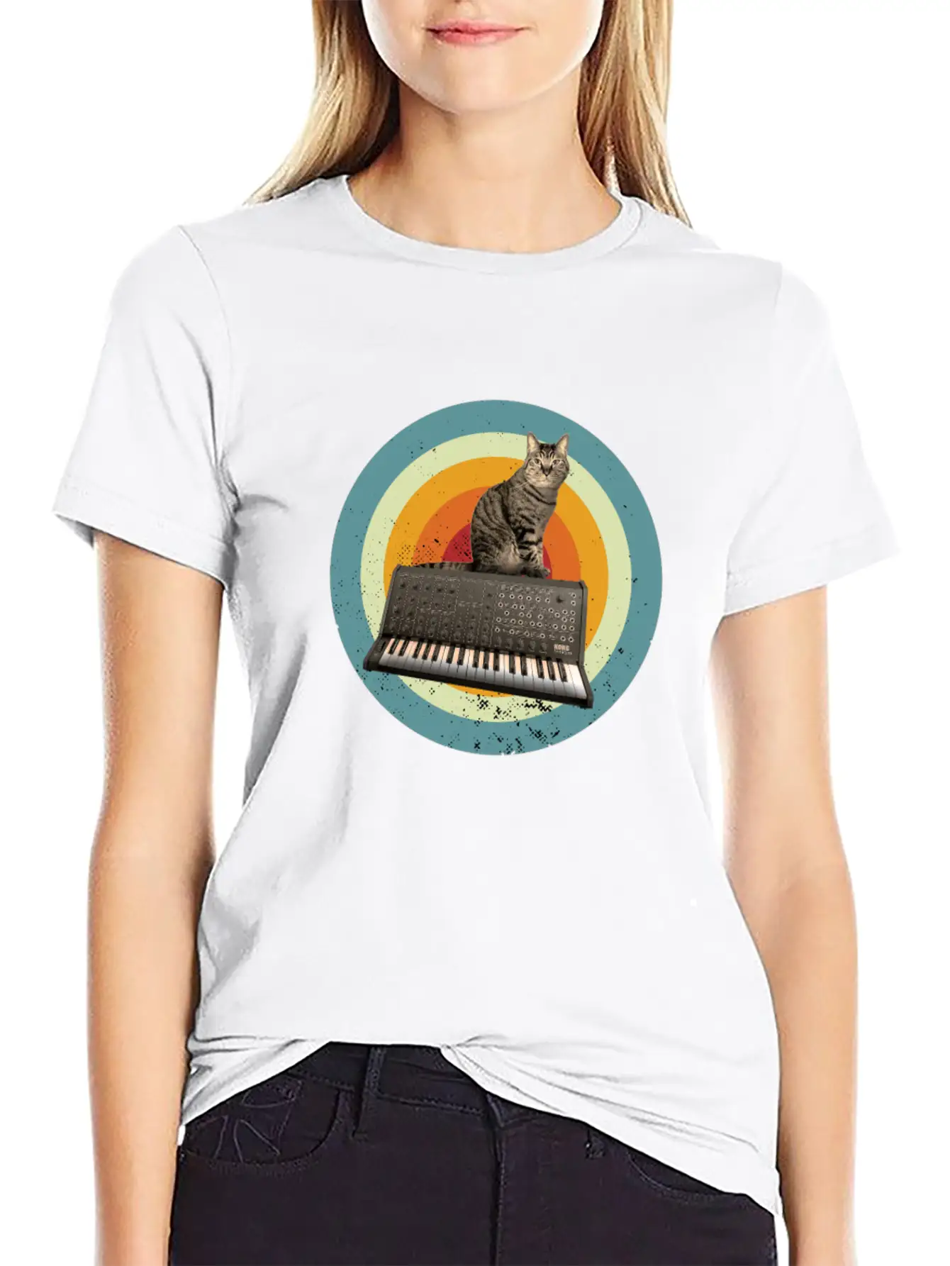 Synth Cat Keyboard Analog Drum Machine Synthesizer Stylish Everyday T-Shirt – Unisex Basic Cotton Tee
